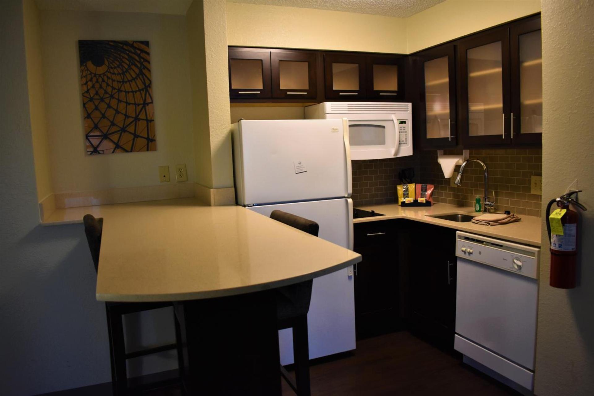 Staybridge Suites Cranbury - South Brunswick by IHG photo 2