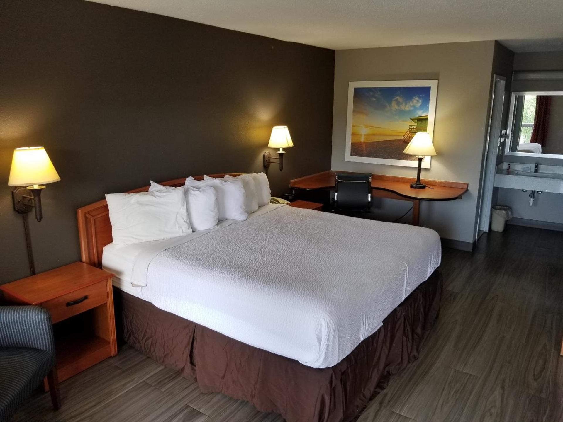 Days Inn by Wyndham Wilson photo 6