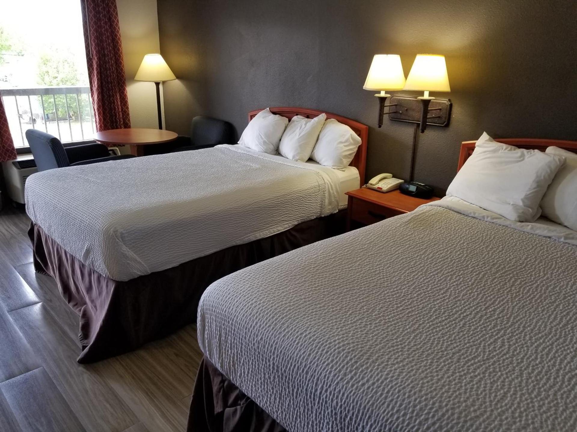 Days Inn by Wyndham Wilson photo 8