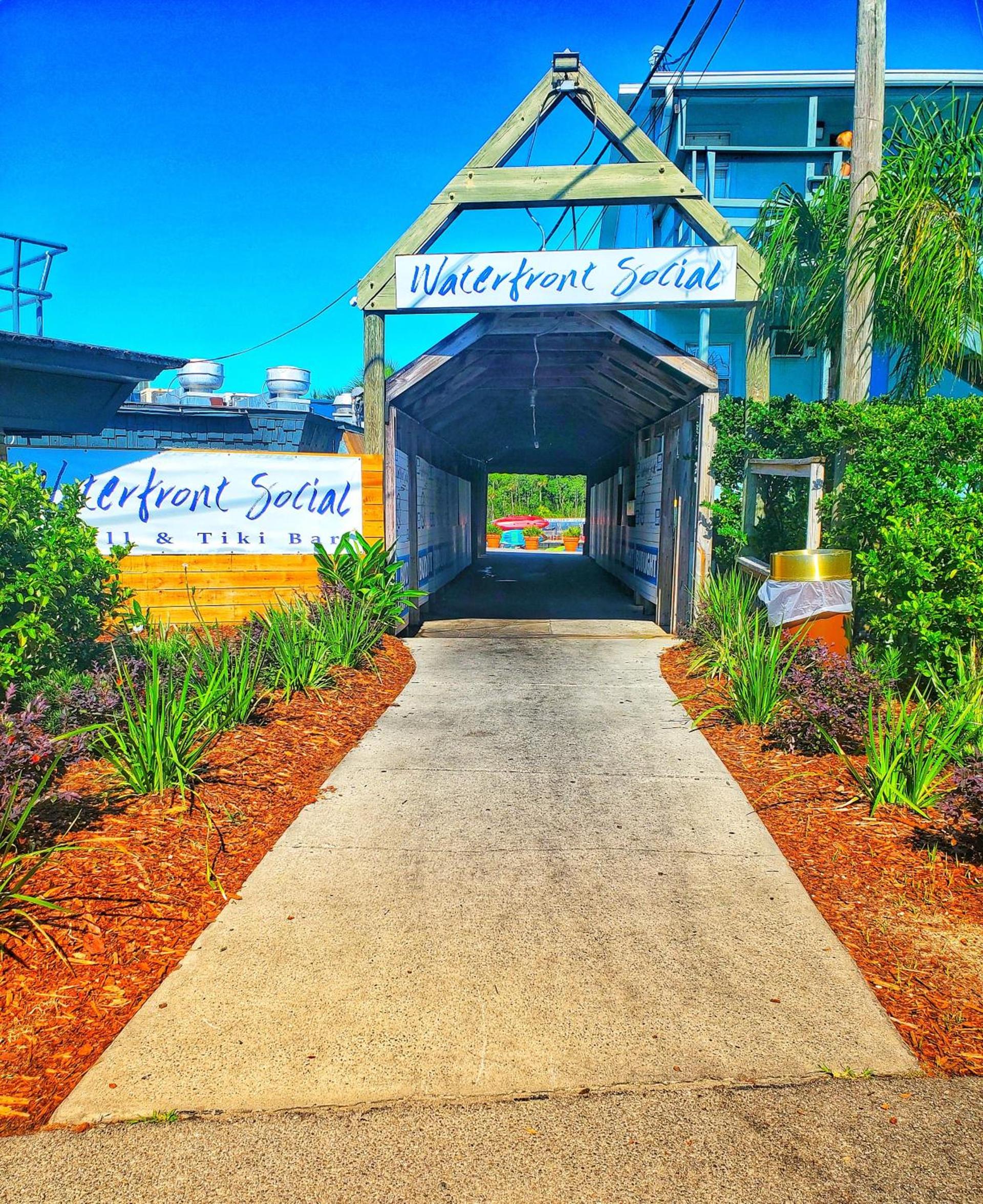 The Port Hotel and Marina photo 4