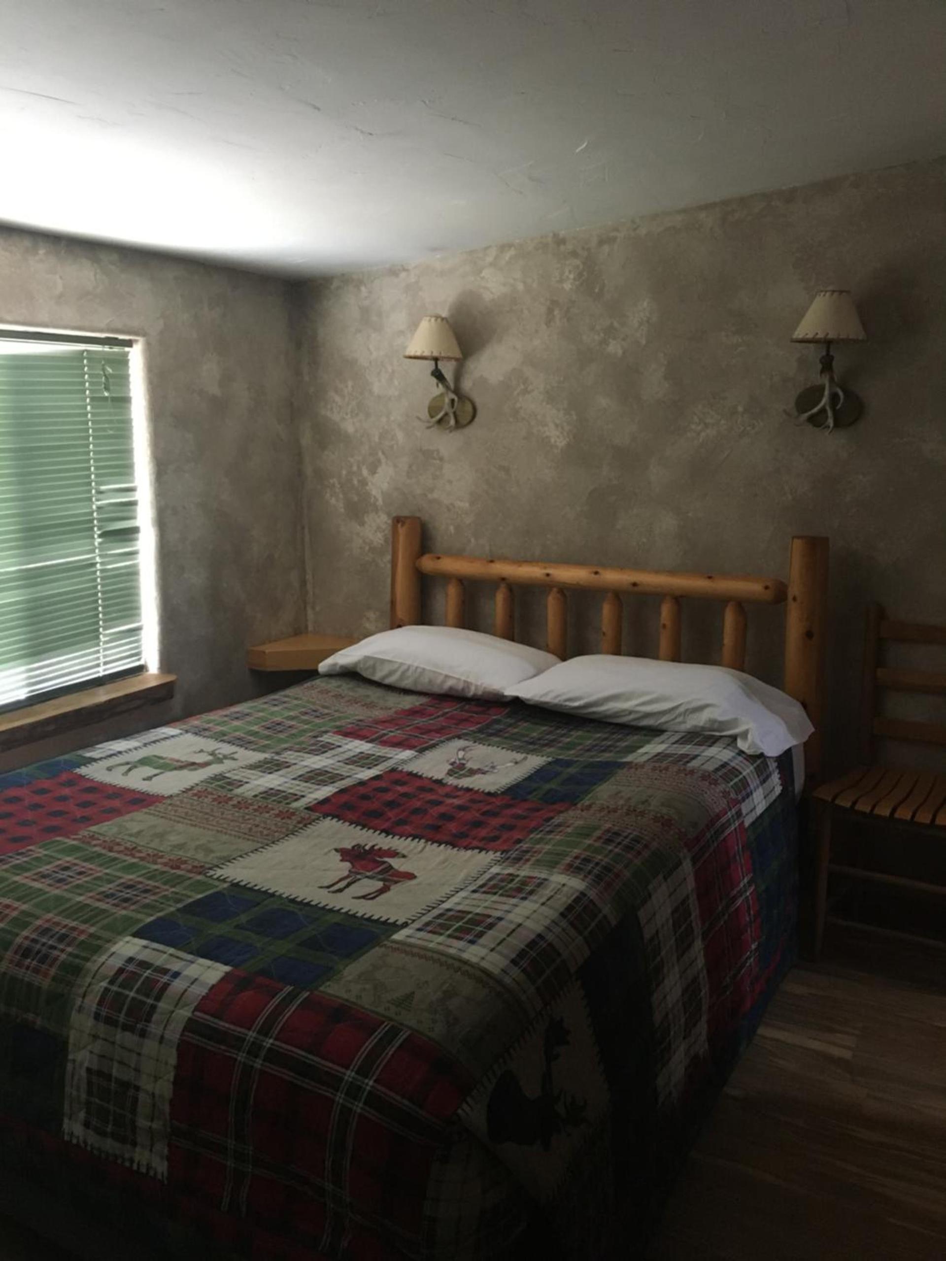Riverbend Resort photo 2