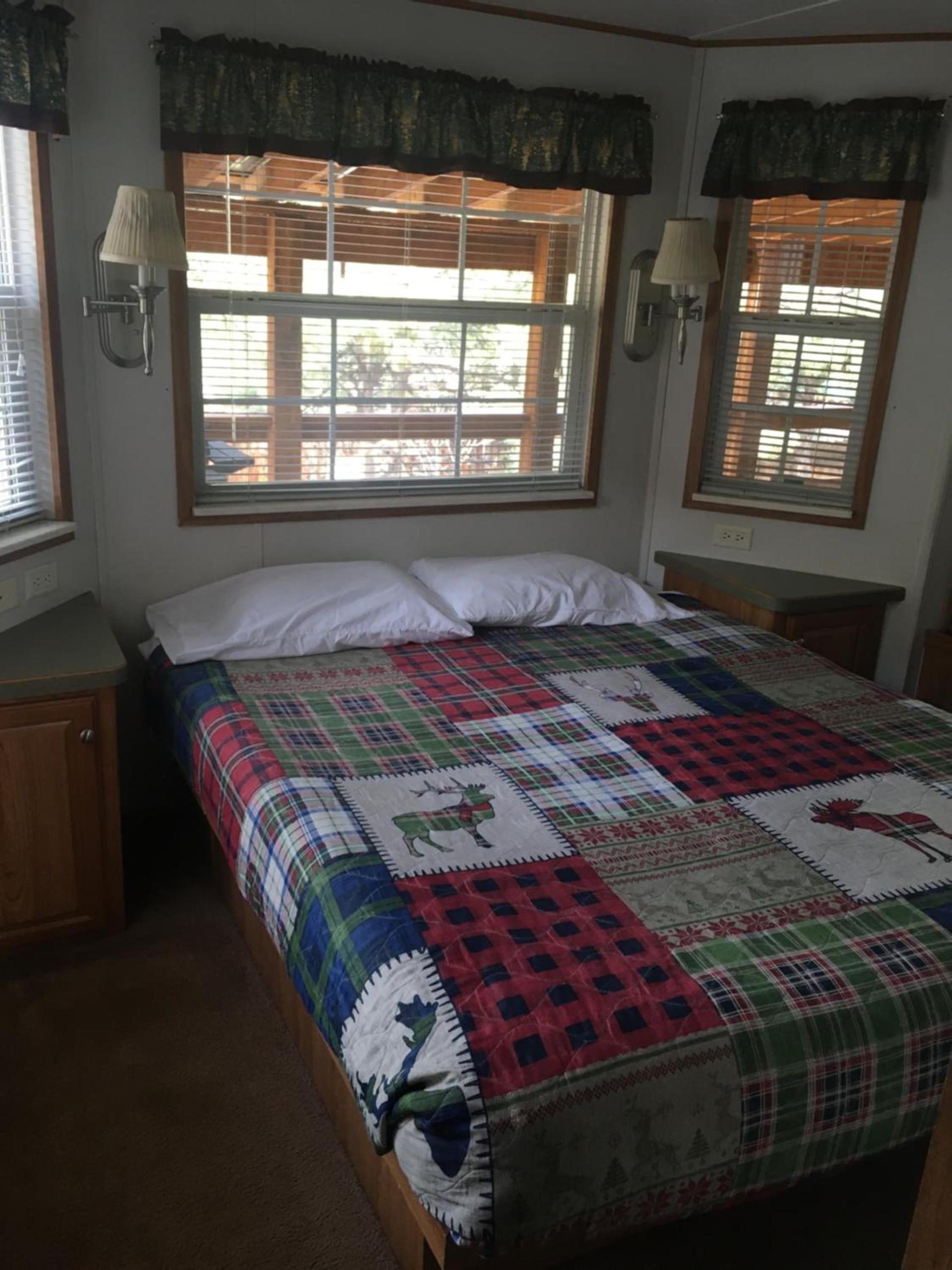 Riverbend Resort photo 75