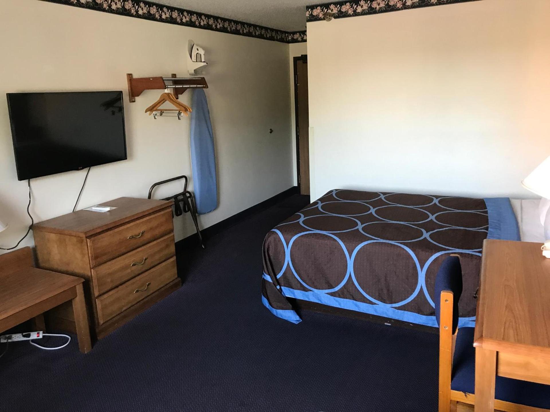 Best Inn photo 16