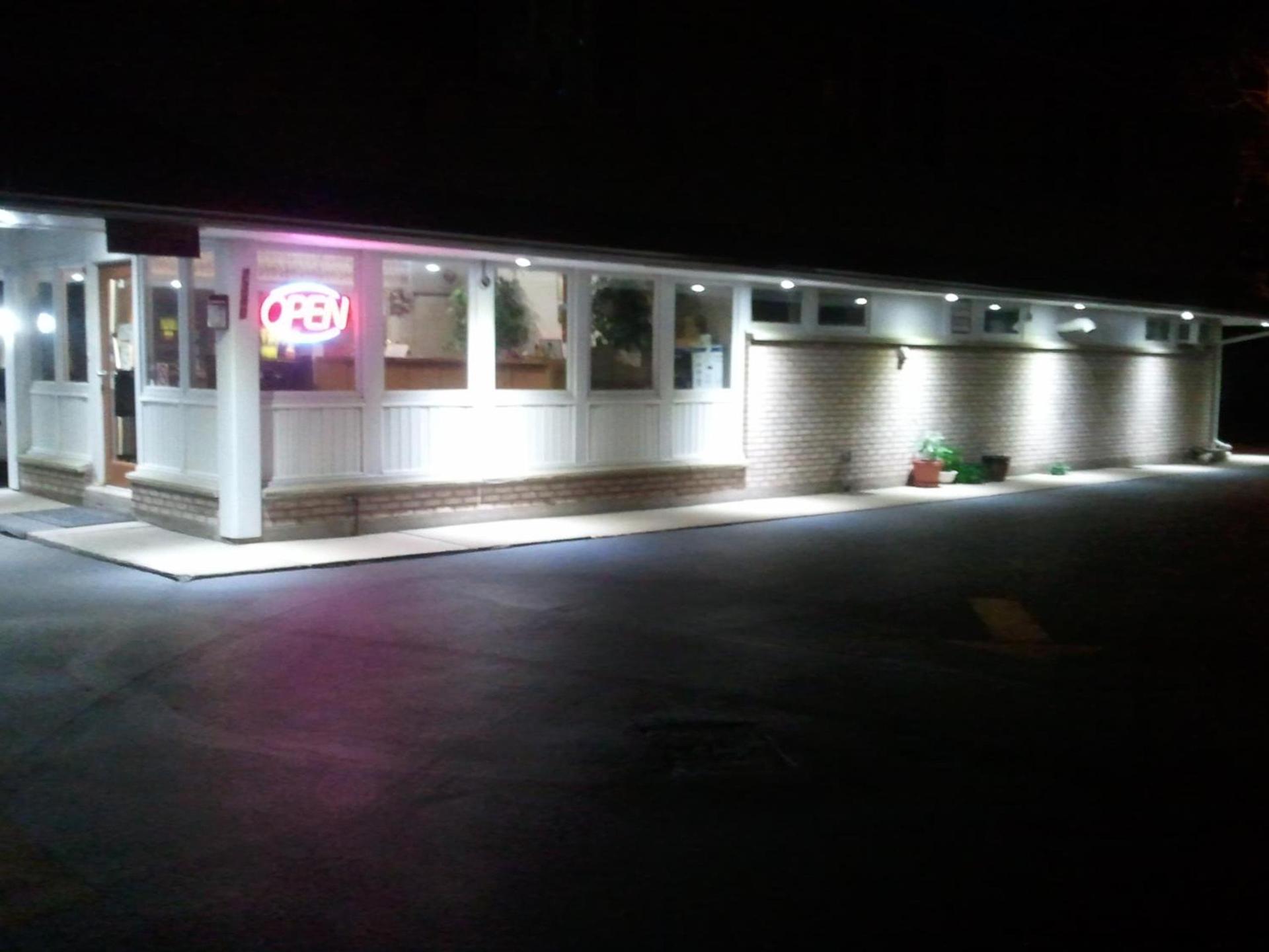 Budget Inn Fairport photo 13