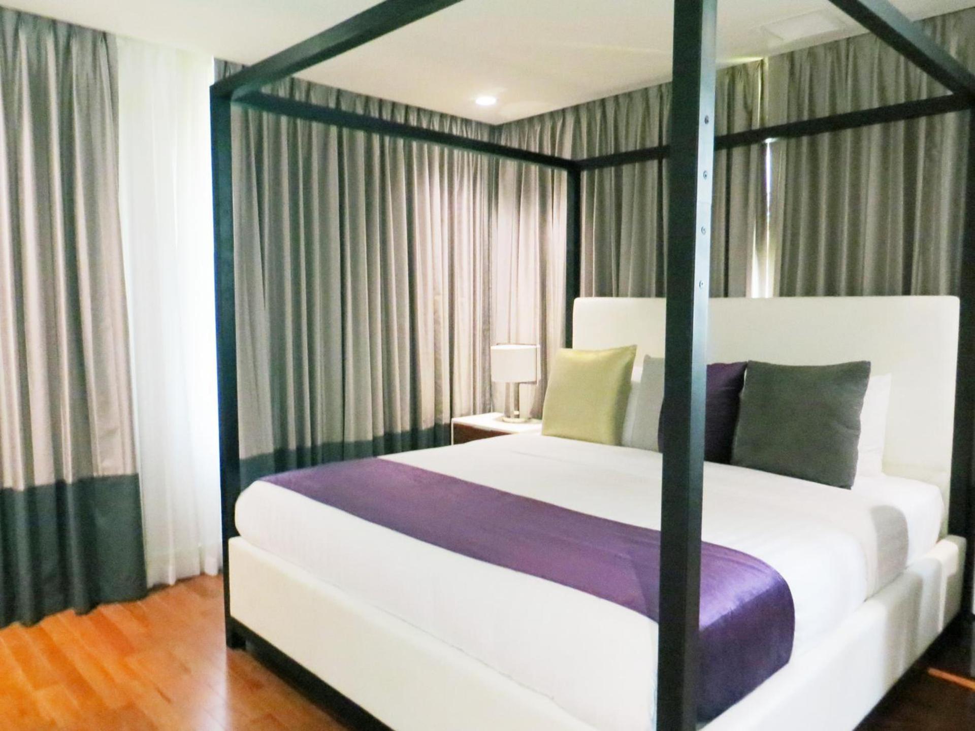 Leslie Hotel Ocean Drive photo 13