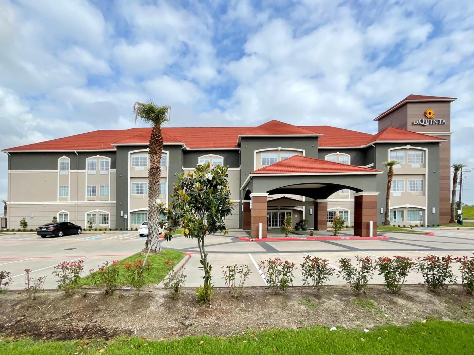 La Quinta by Wyndham Port Arthur photo 25