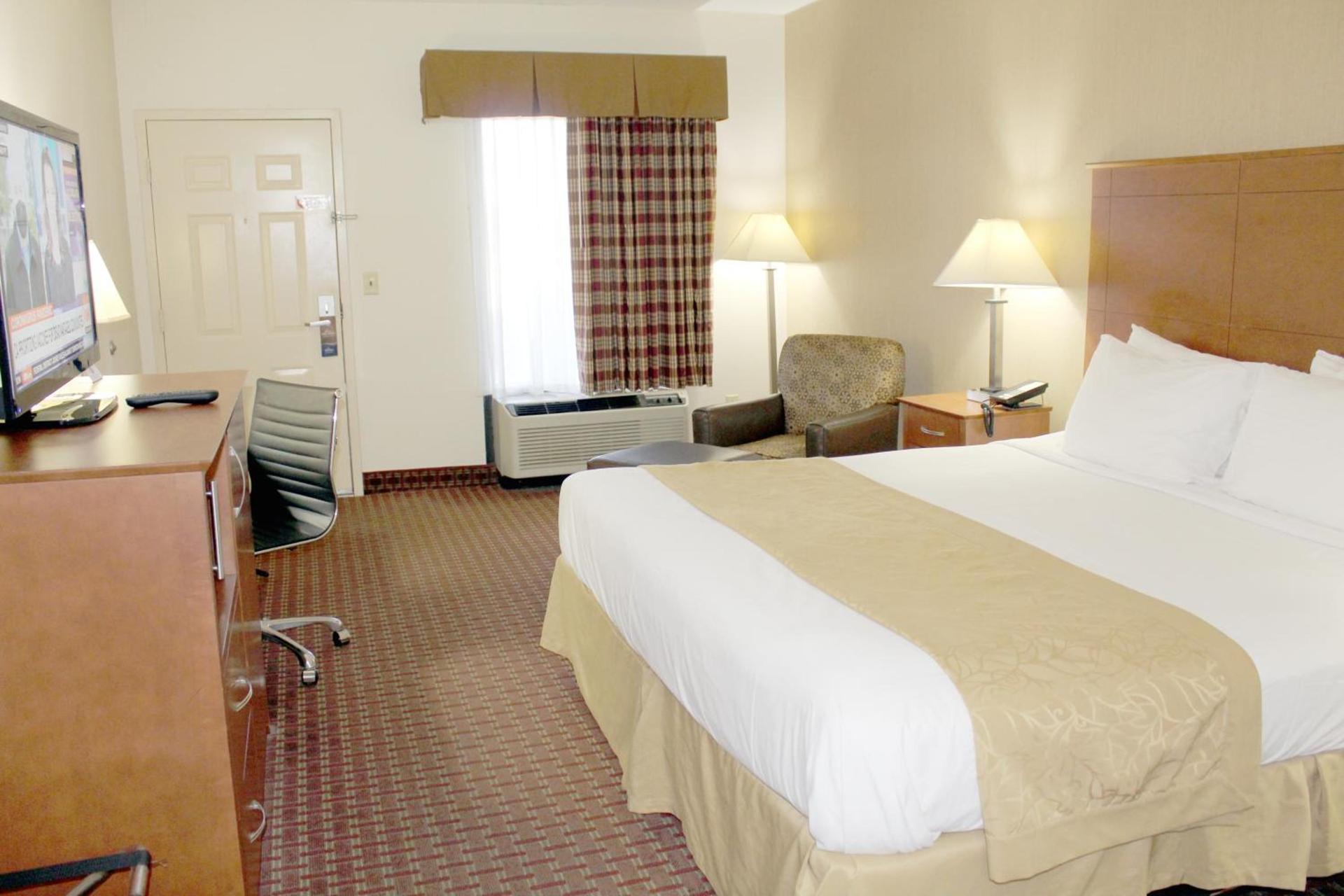 Baymont by Wyndham Franklin photo 11