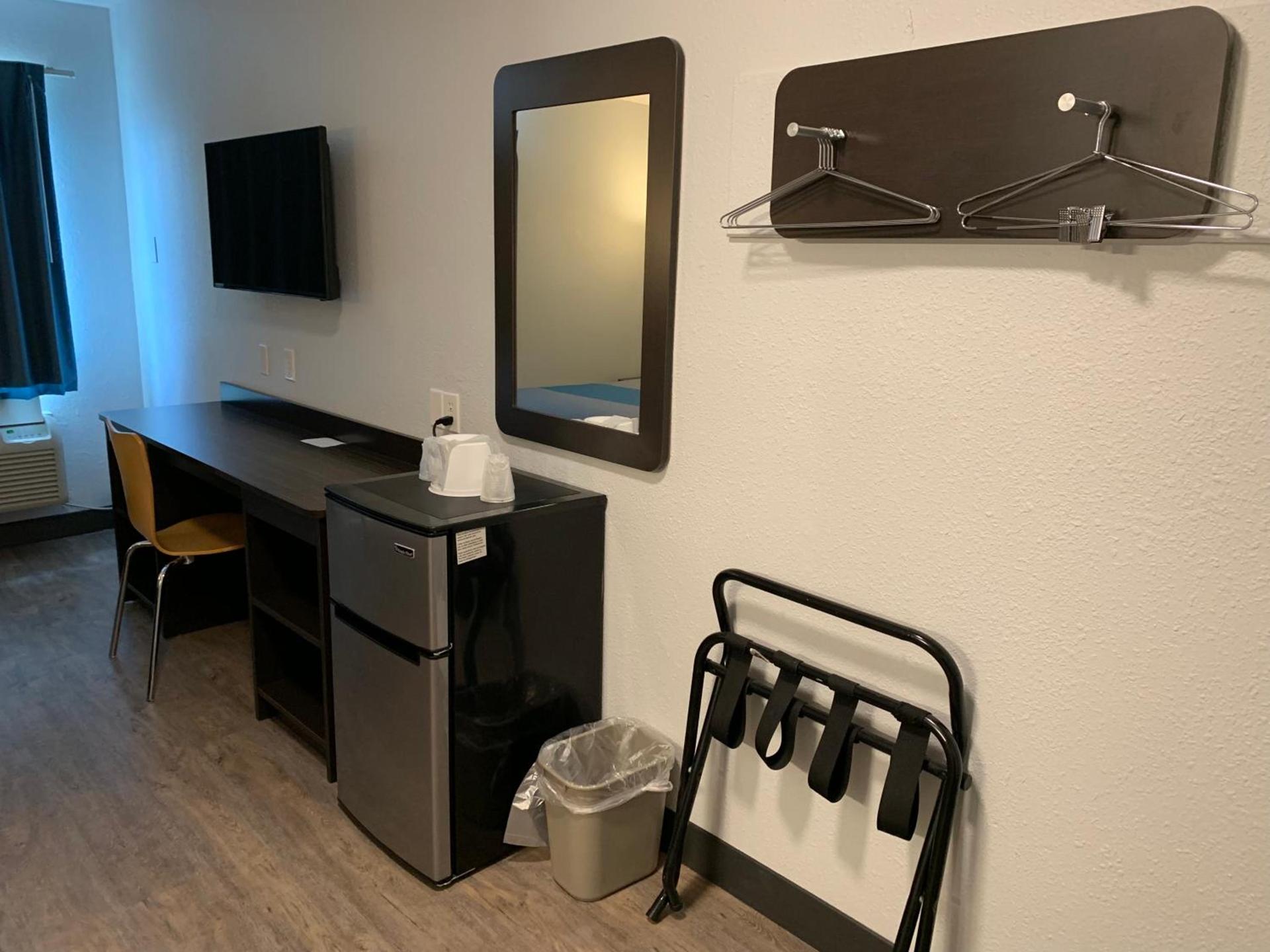 Motel 6-Fort Wayne, IN photo 47