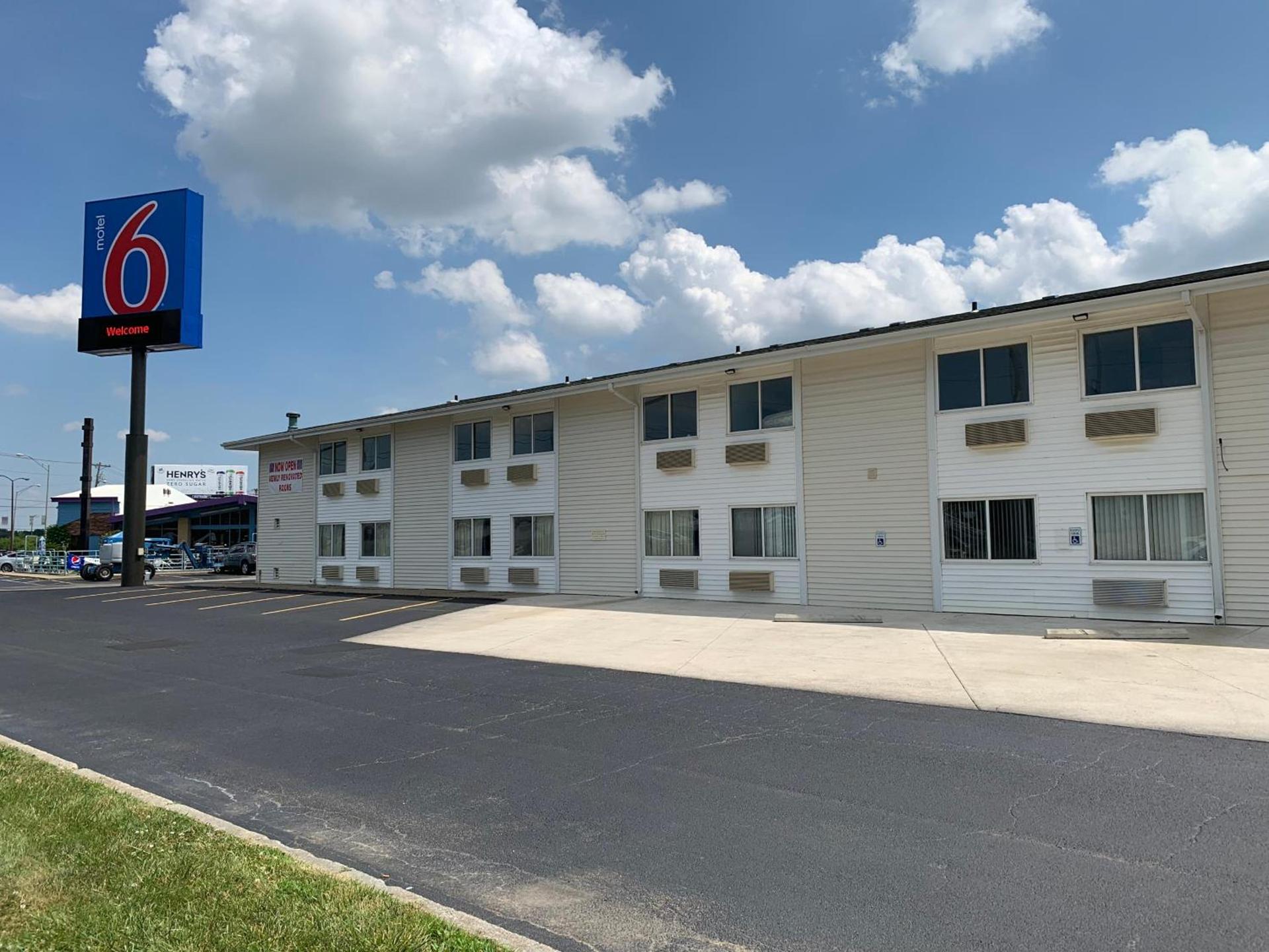 Motel 6-Fort Wayne, IN photo 1