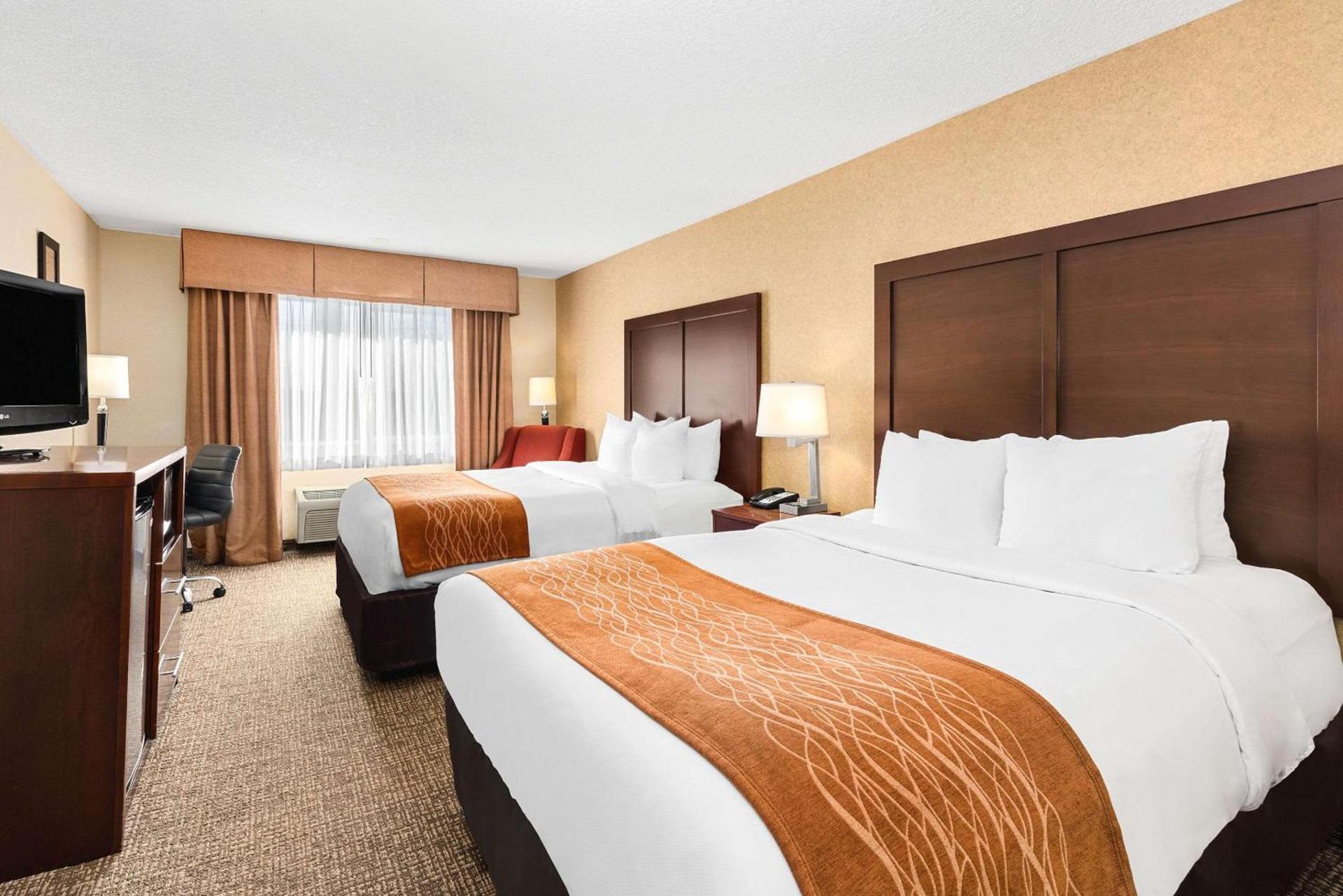Comfort Inn & Suites Vancouver Downtown City Center photo 25