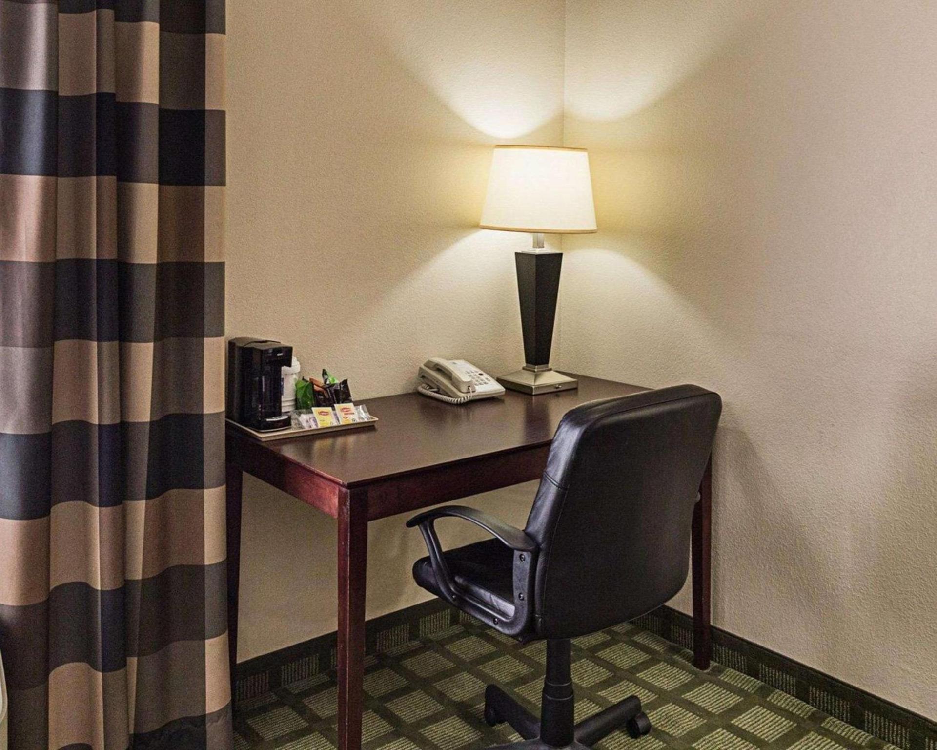 Comfort Inn Southwest Fwy at Westpark photo 13