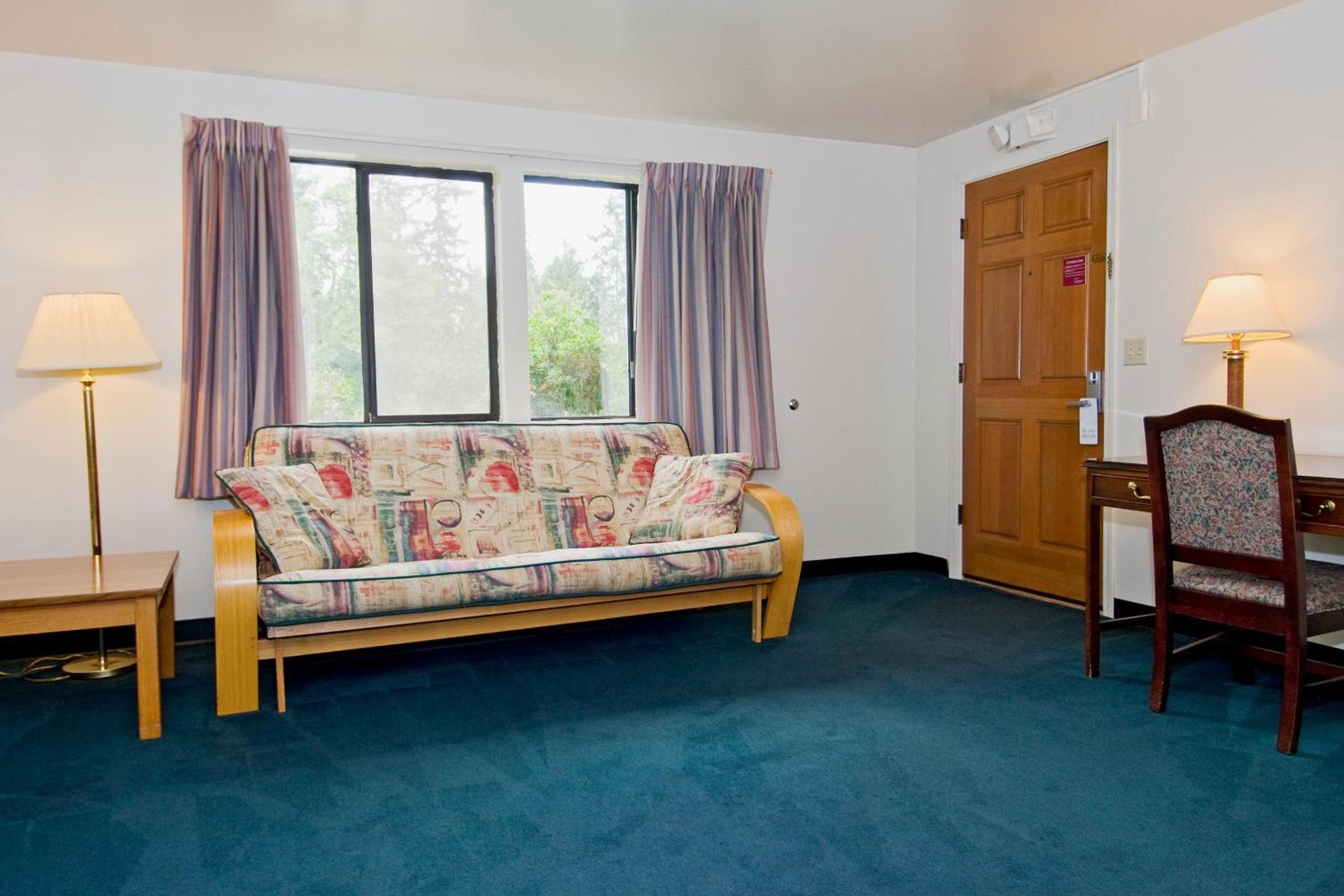Sequim Bay Lodge photo 2