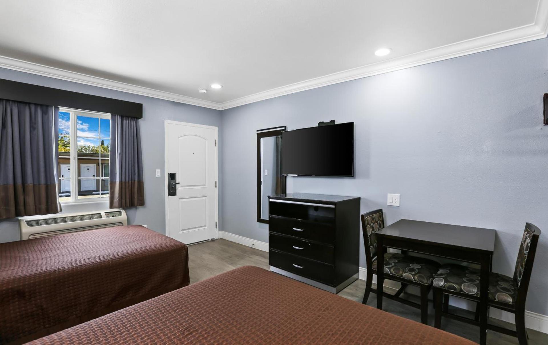 3rd Avenue Inn photo 10