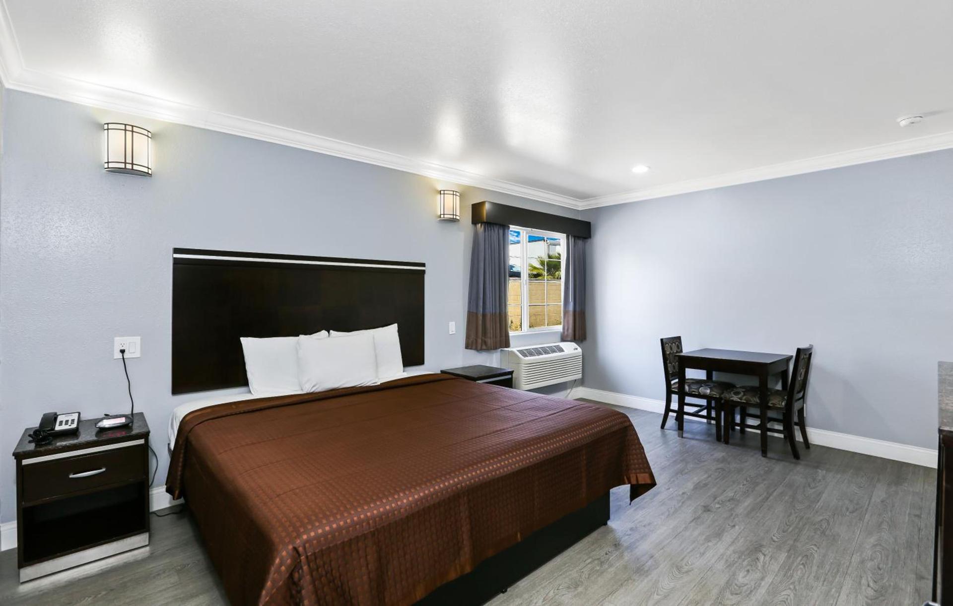 3rd Avenue Inn photo 20