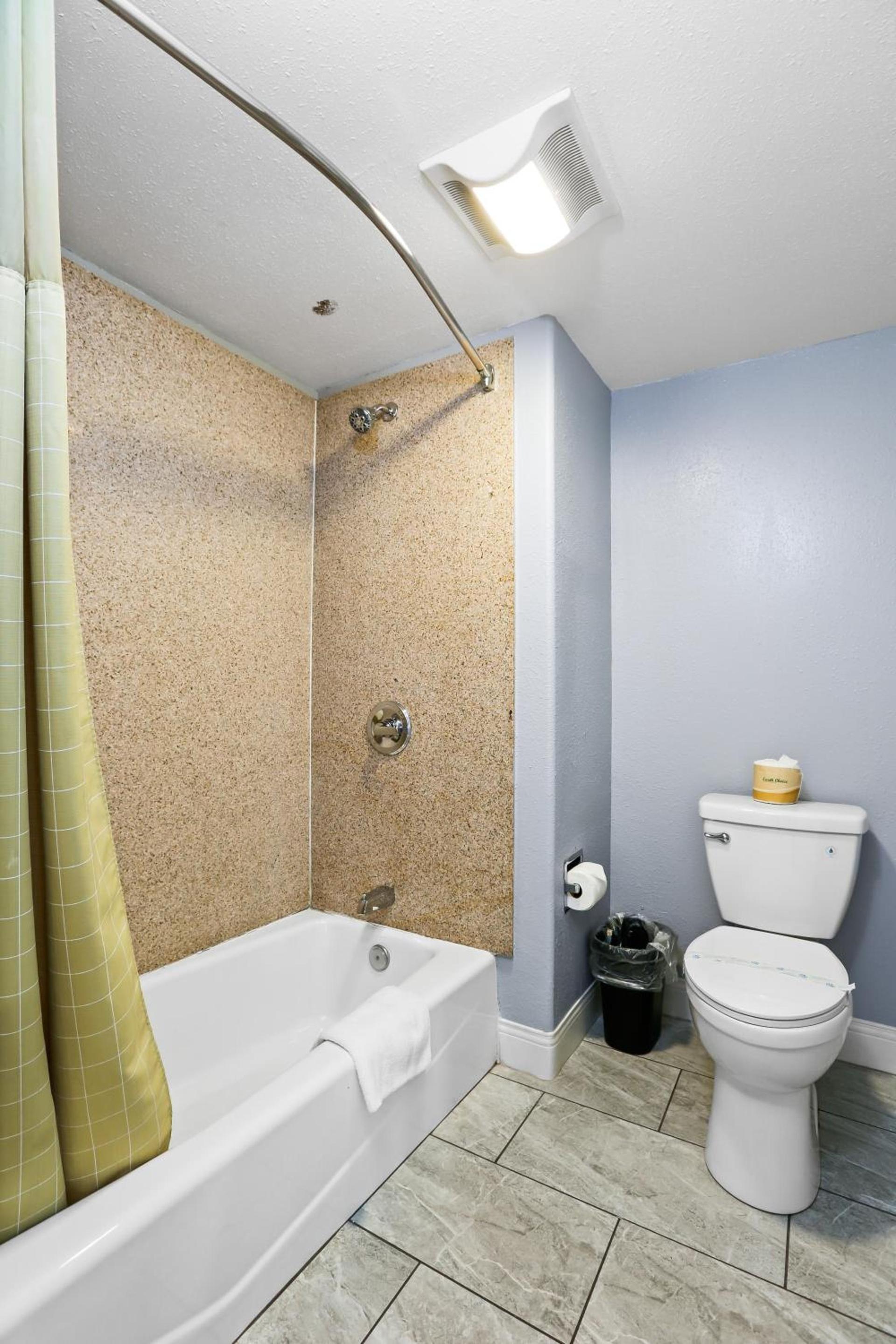 3rd Avenue Inn photo 8