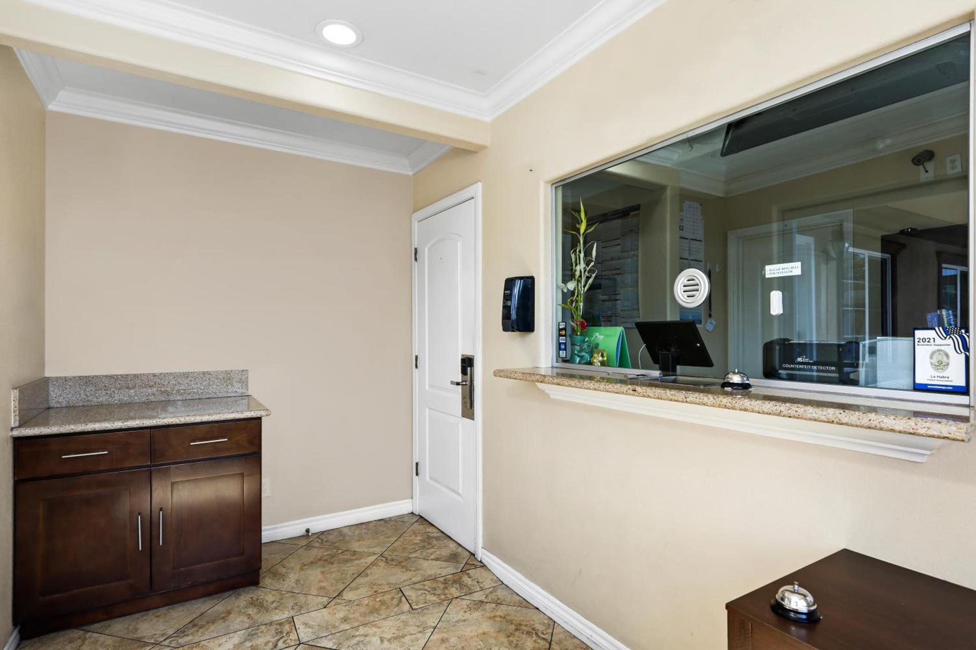 3rd Avenue Inn photo 24