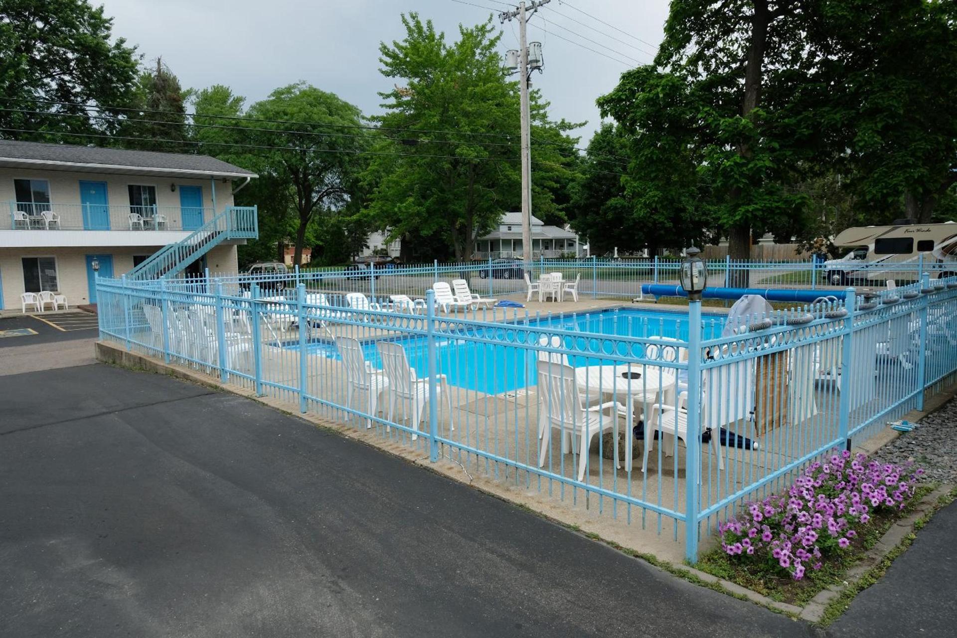 Starlite Motel photo 18