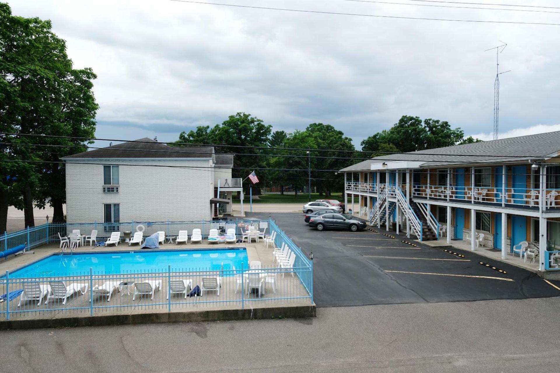 Starlite Motel photo 40