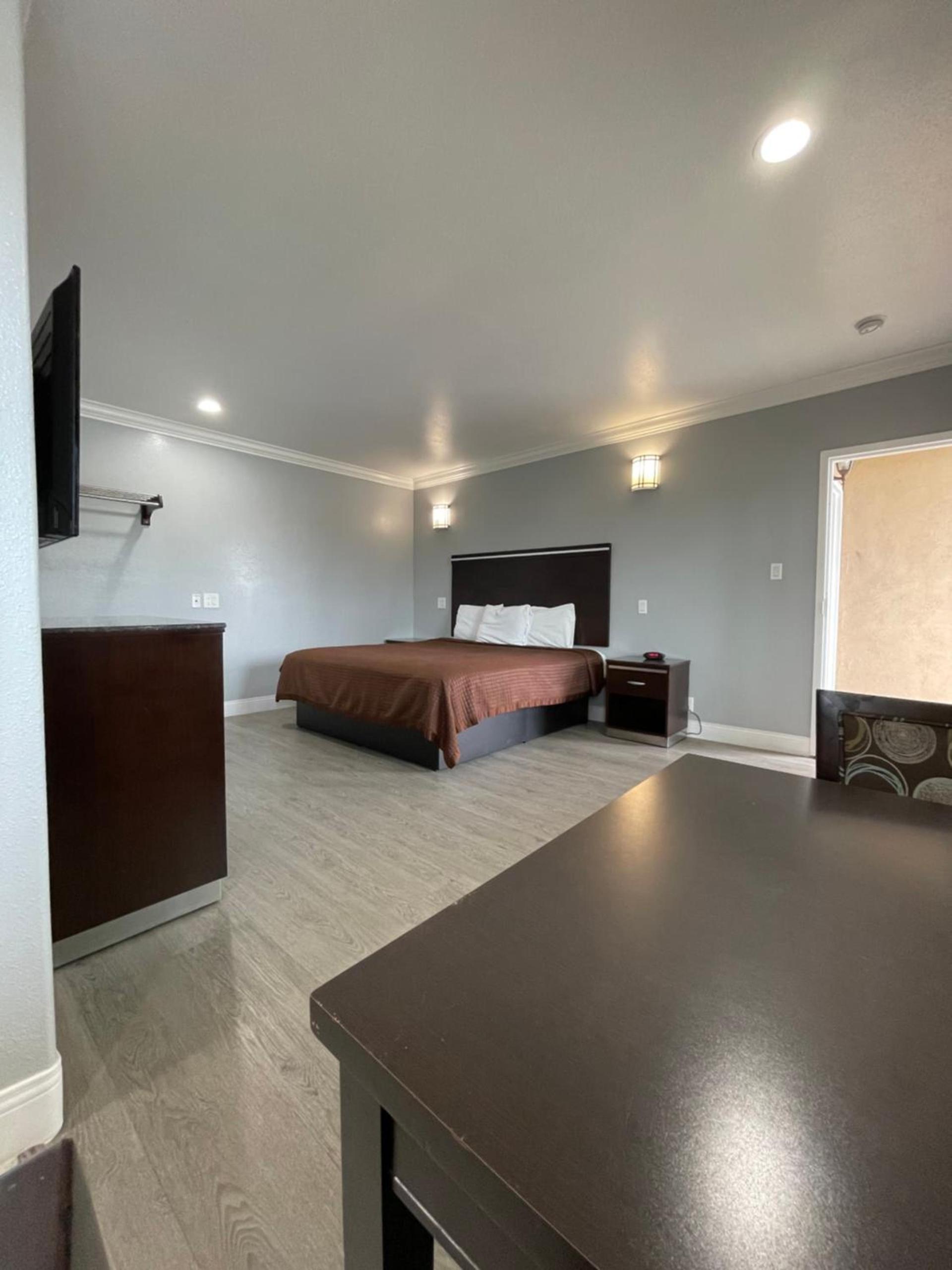 3rd Avenue Inn photo 17