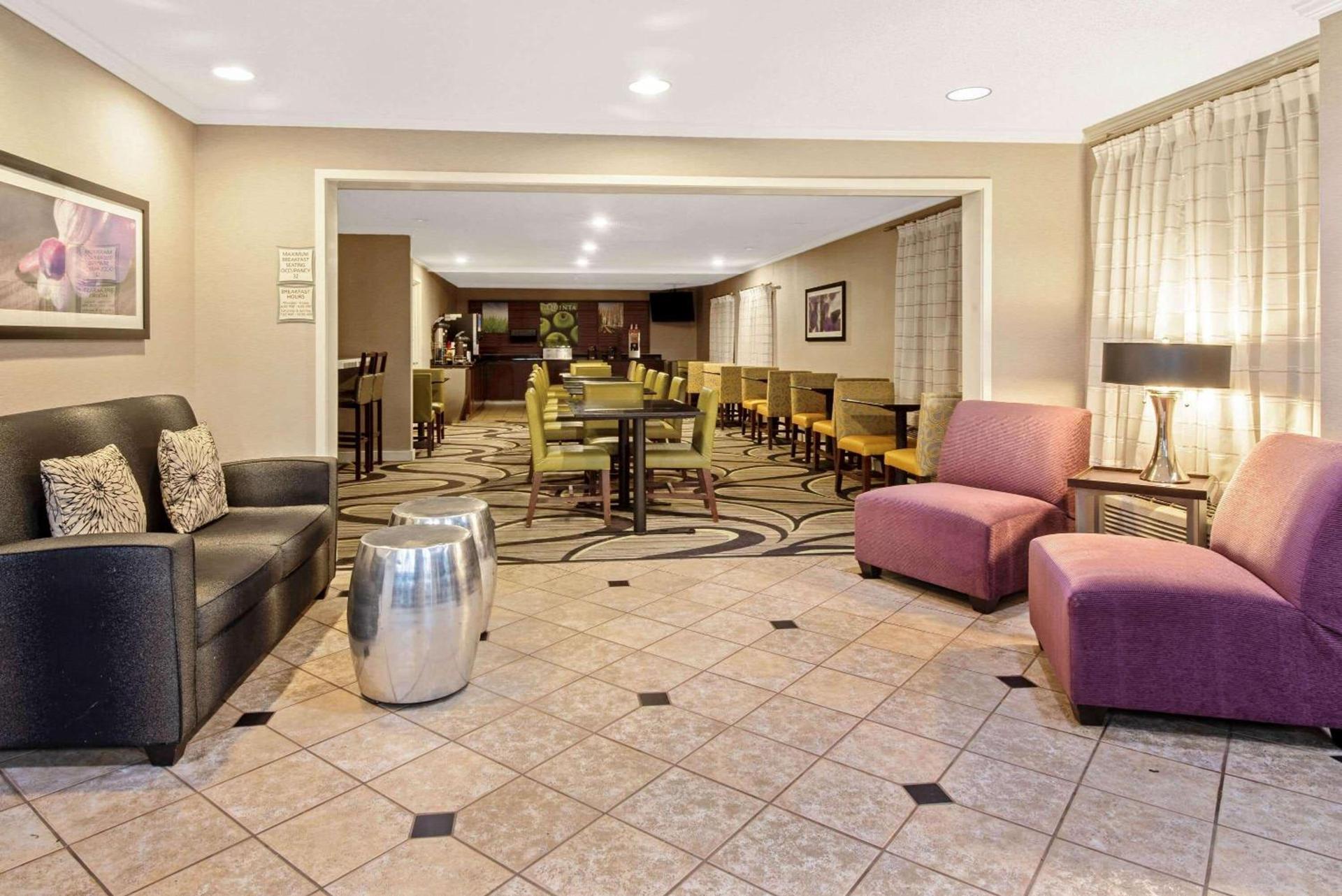 La Quinta by Wyndham Harrisburg Airport Hershey photo 27