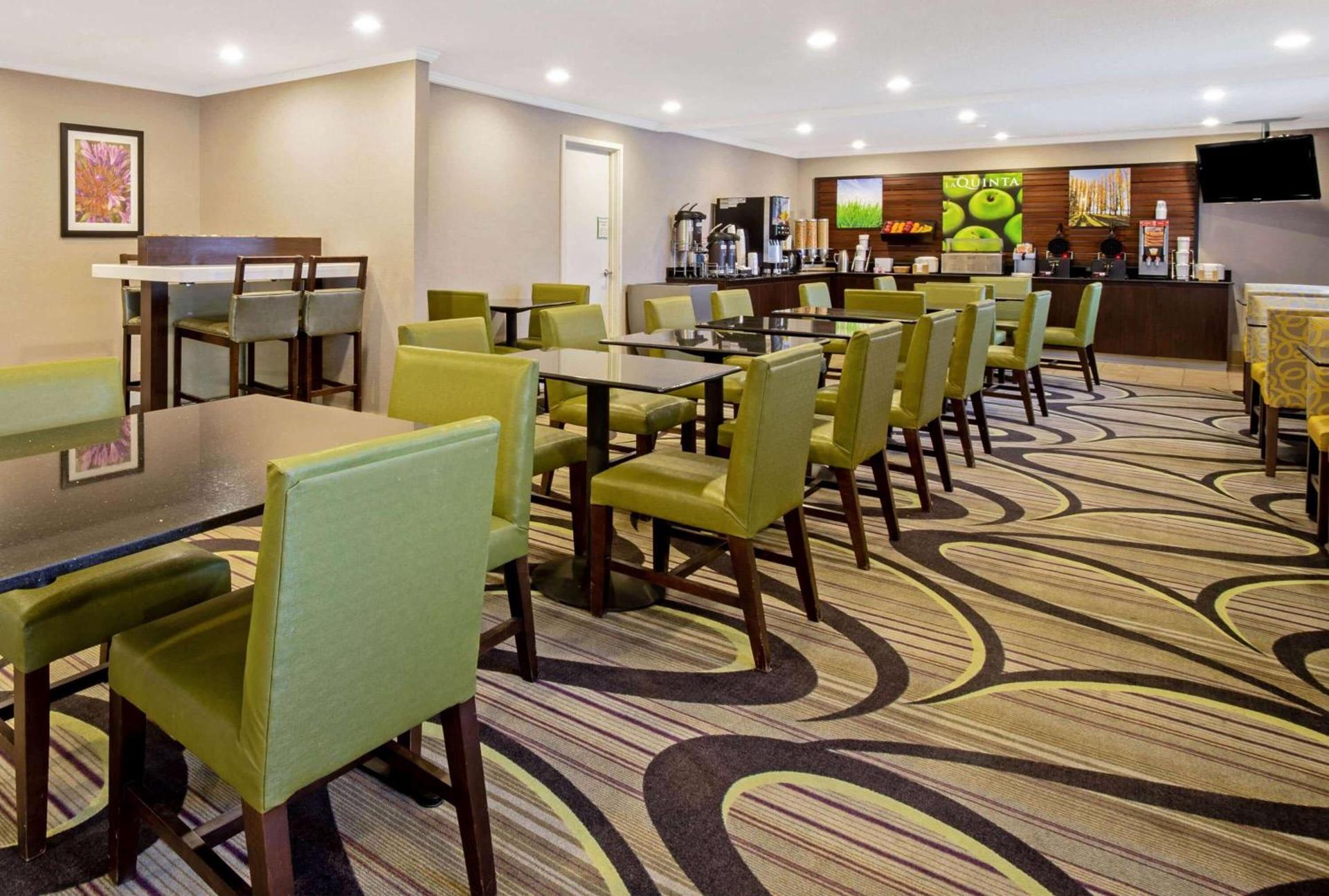 La Quinta by Wyndham Harrisburg Airport Hershey photo 7