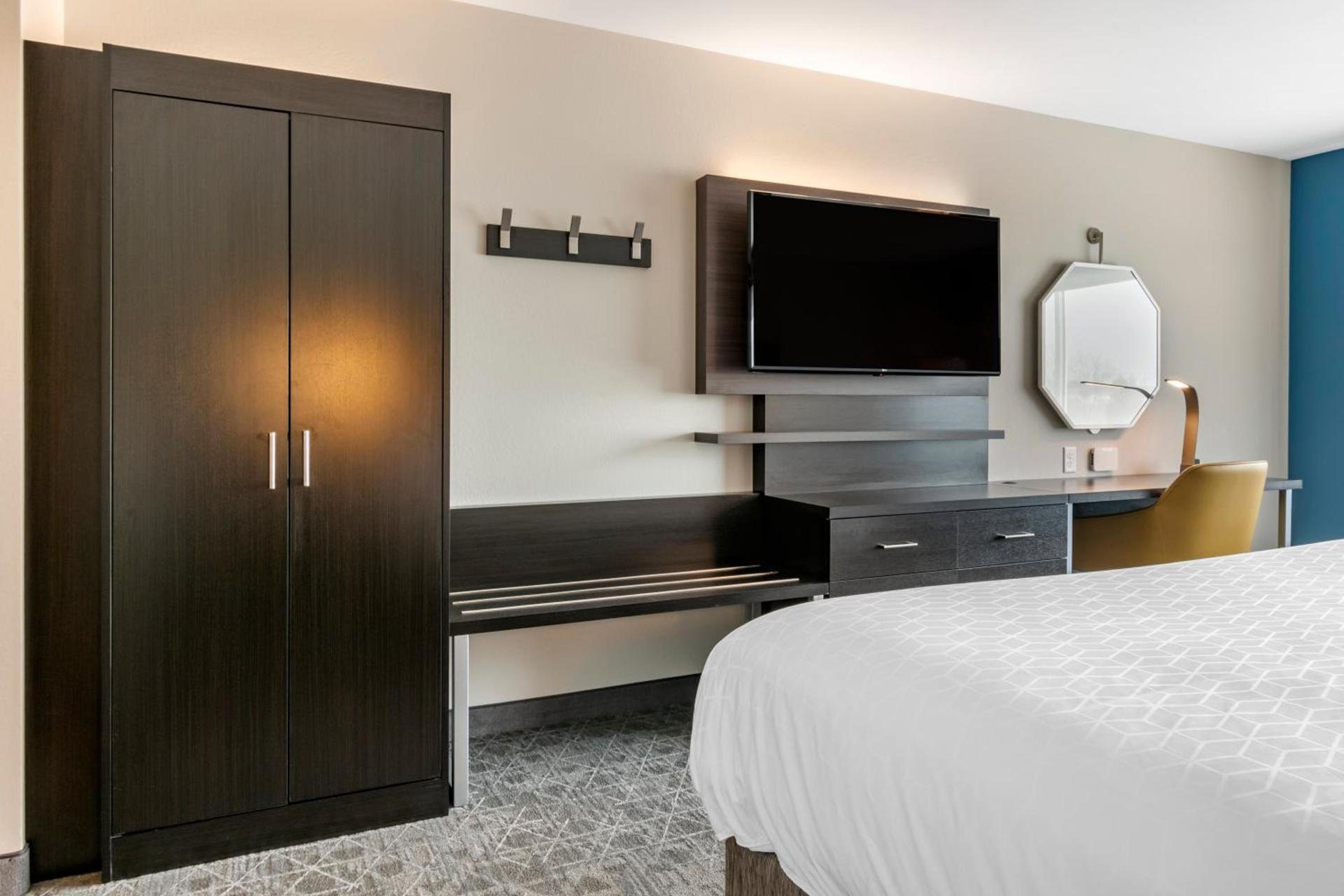 Holiday Inn Express & Suites - Lancaster - Mount Joy by IHG photo 32
