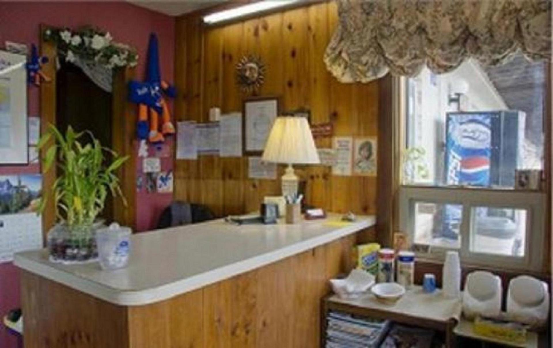 Best Inn photo 8