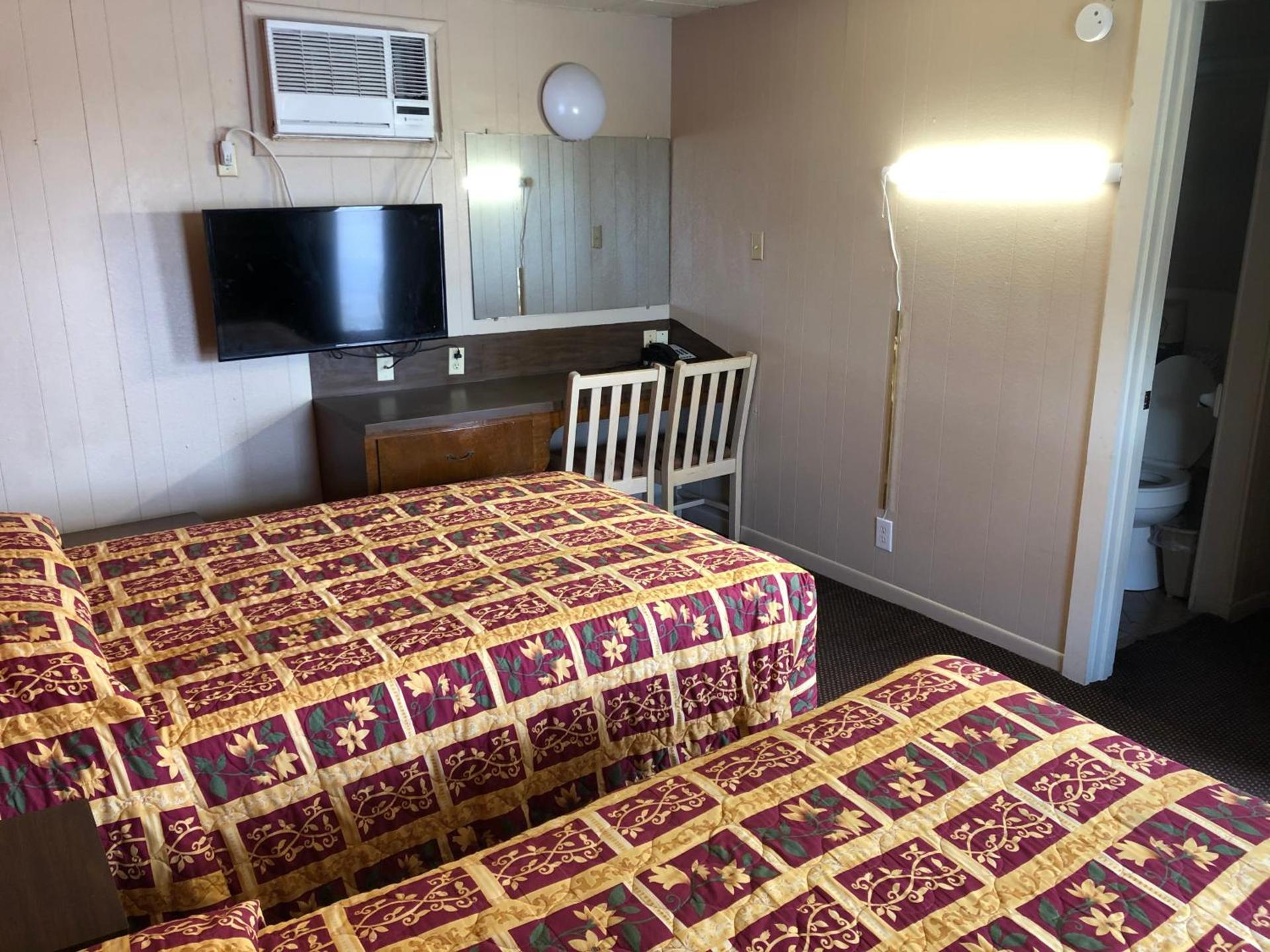Budget inn photo 23