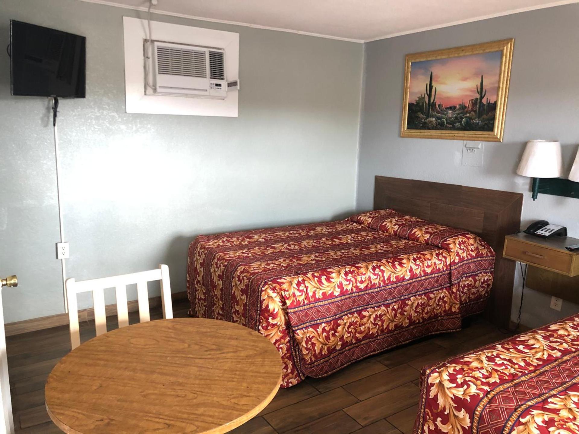 Budget inn photo 18