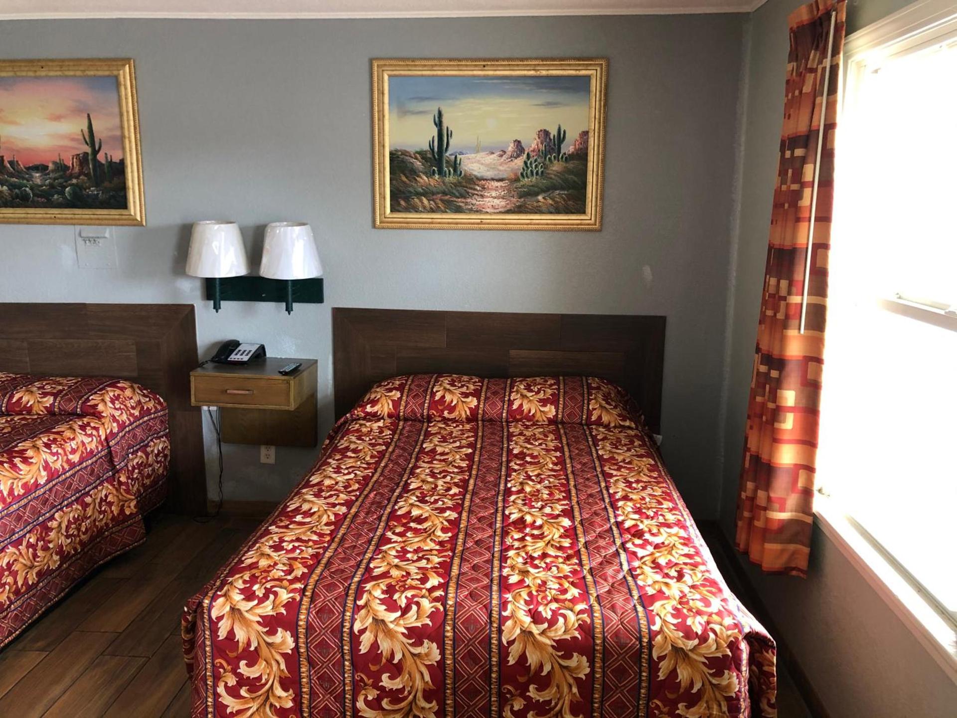 Budget inn photo 8