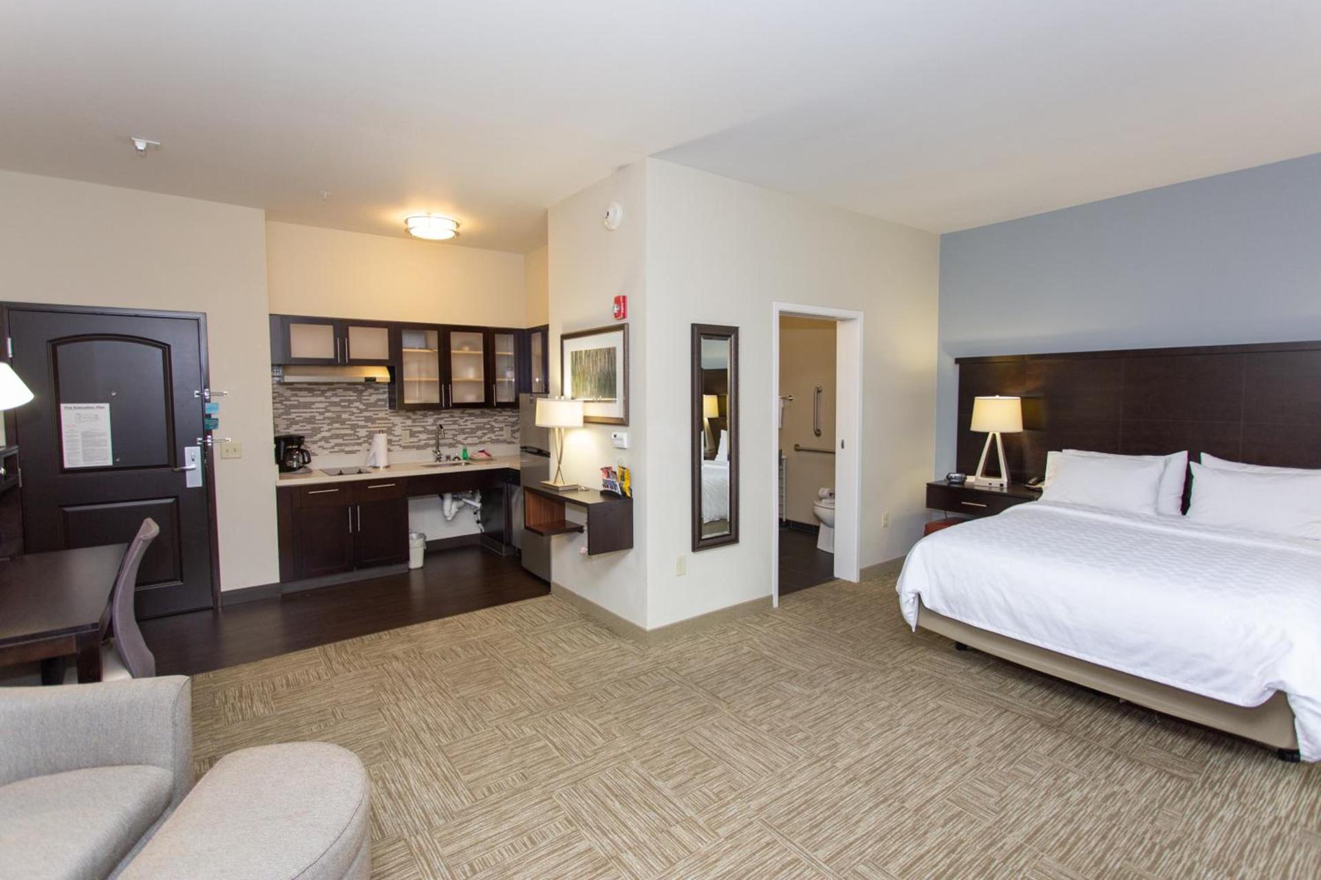 Staybridge Suites Bowling Green by IHG photo 47