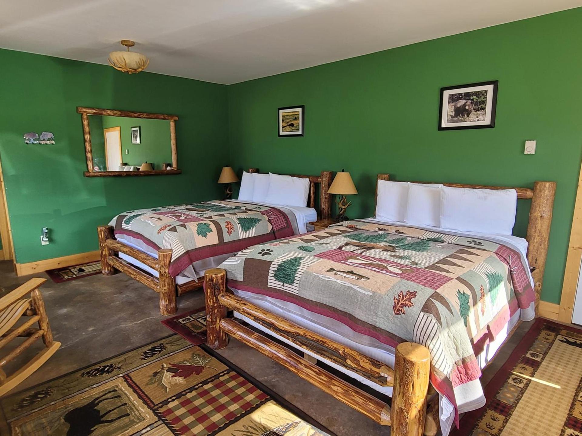 Yellowstone Basin Inn photo 25