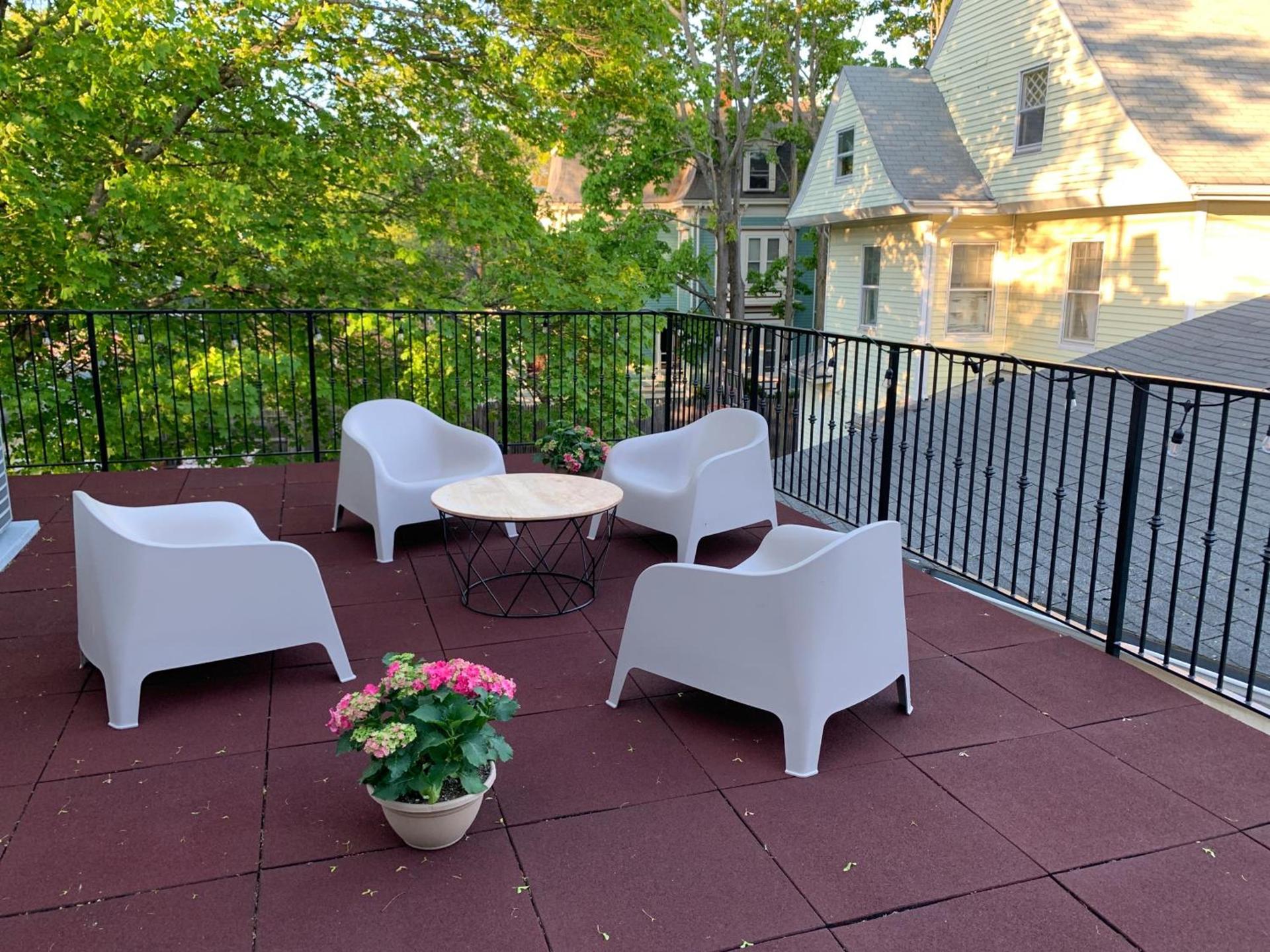 The Inn at Newton Highlands photo 13