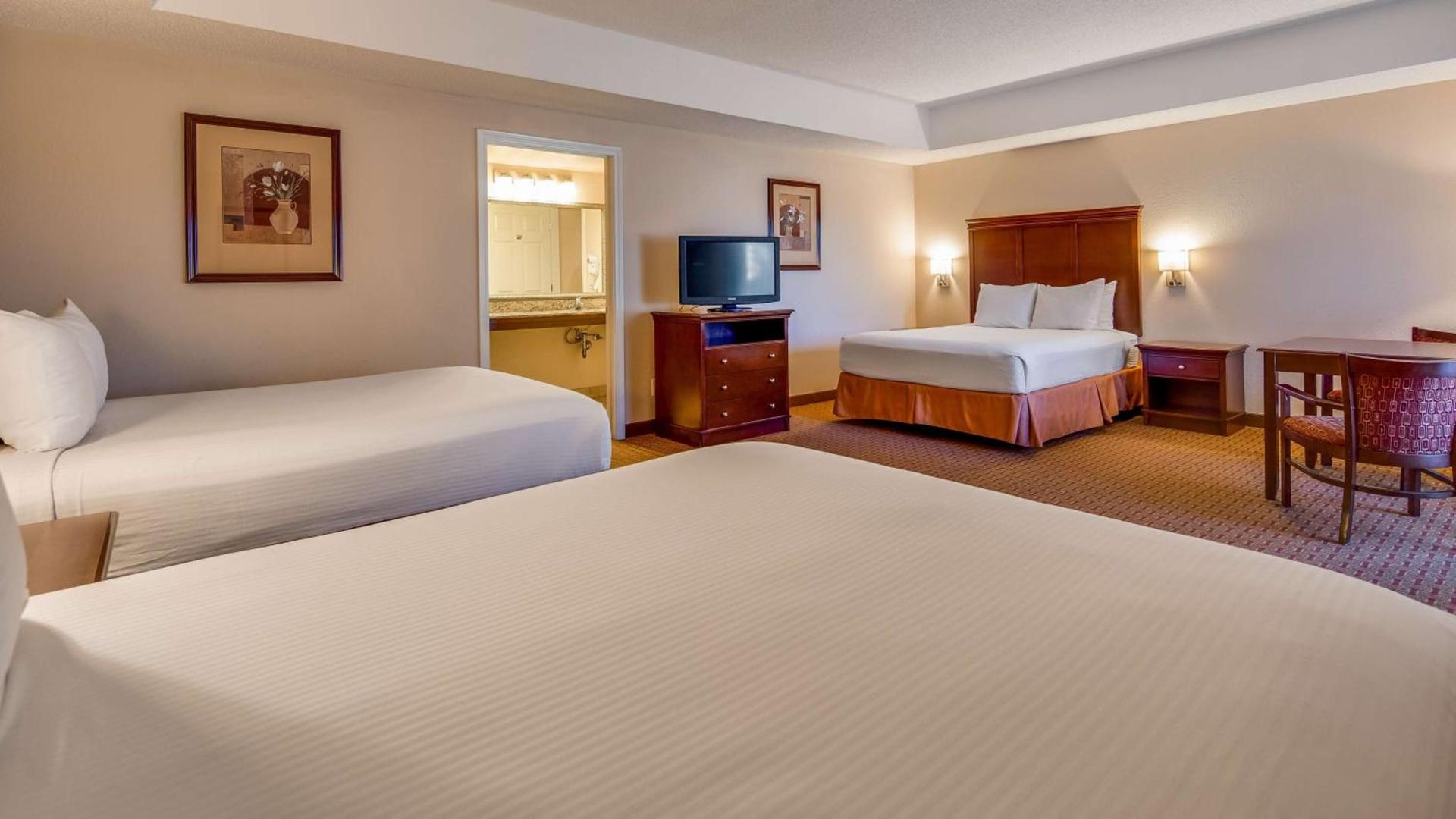 Best Western Canton Inn photo 20