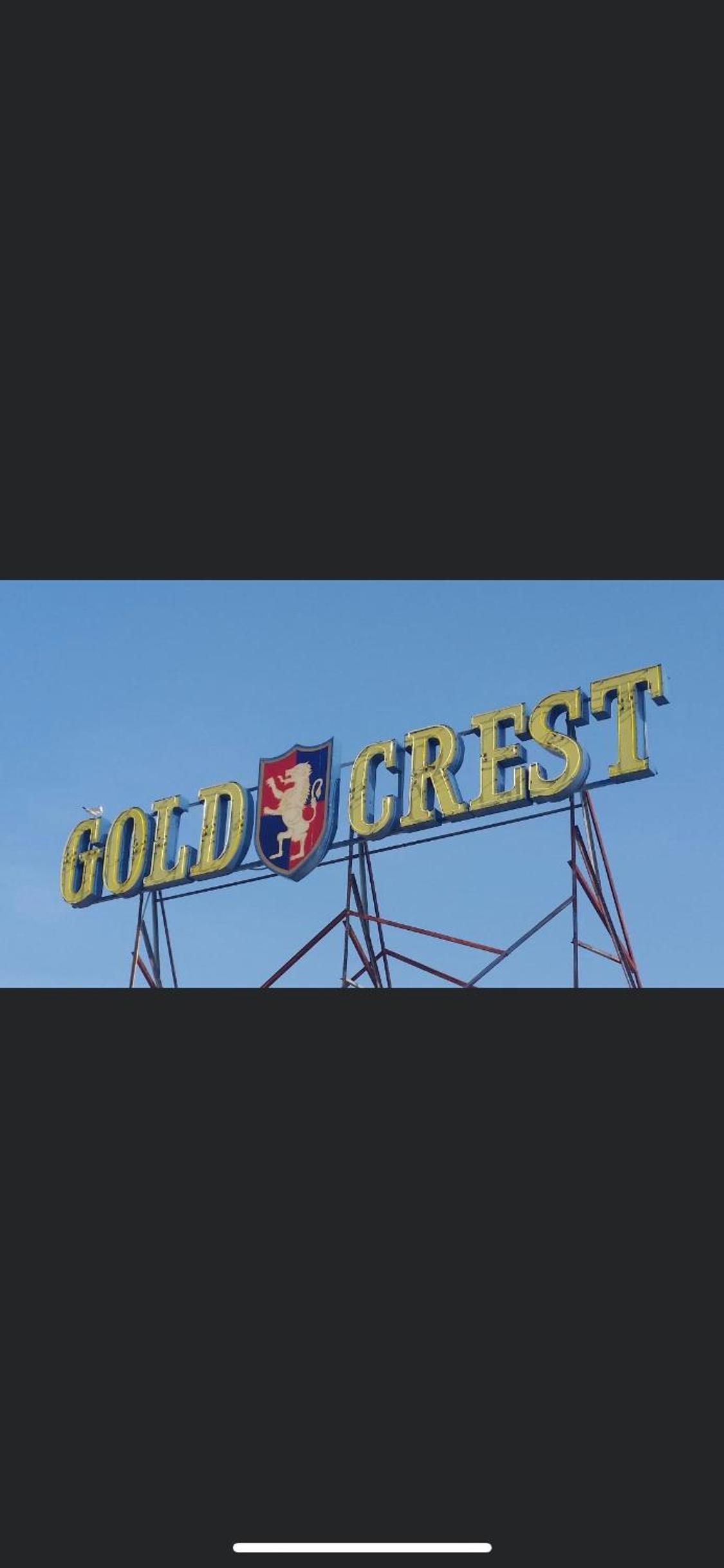 Gold Crest Motel photo 14