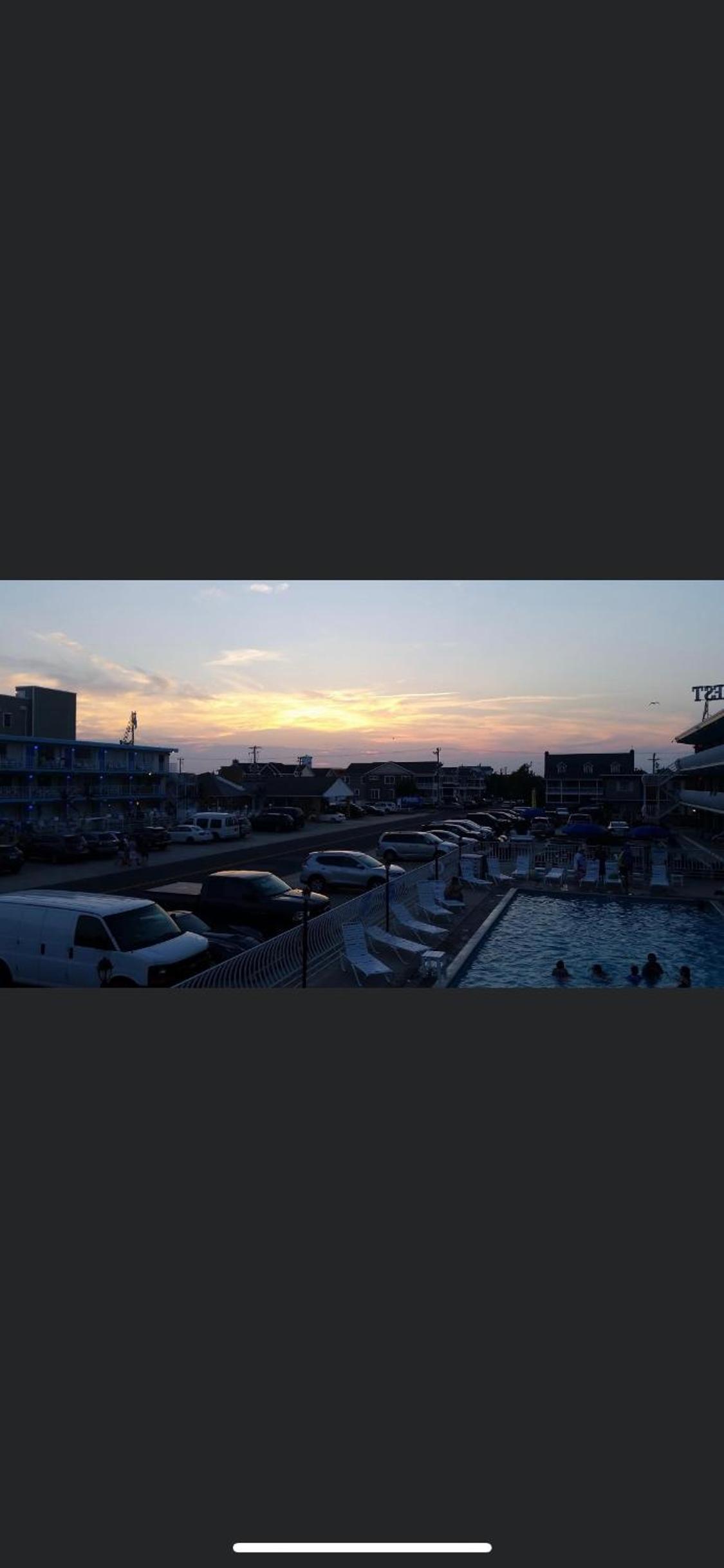 Gold Crest Motel photo 8
