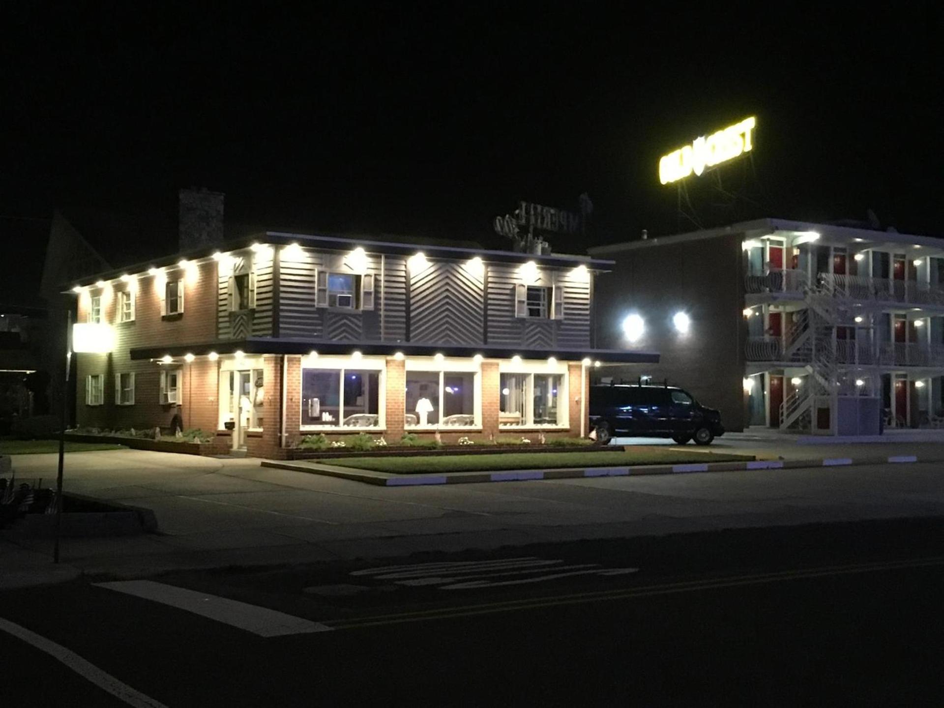 Gold Crest Motel photo 1