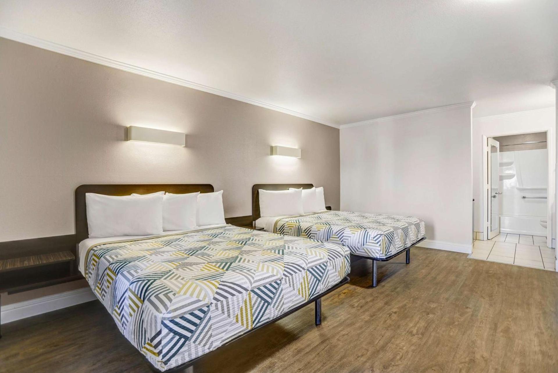Motel 6-Lodi, CA photo 7