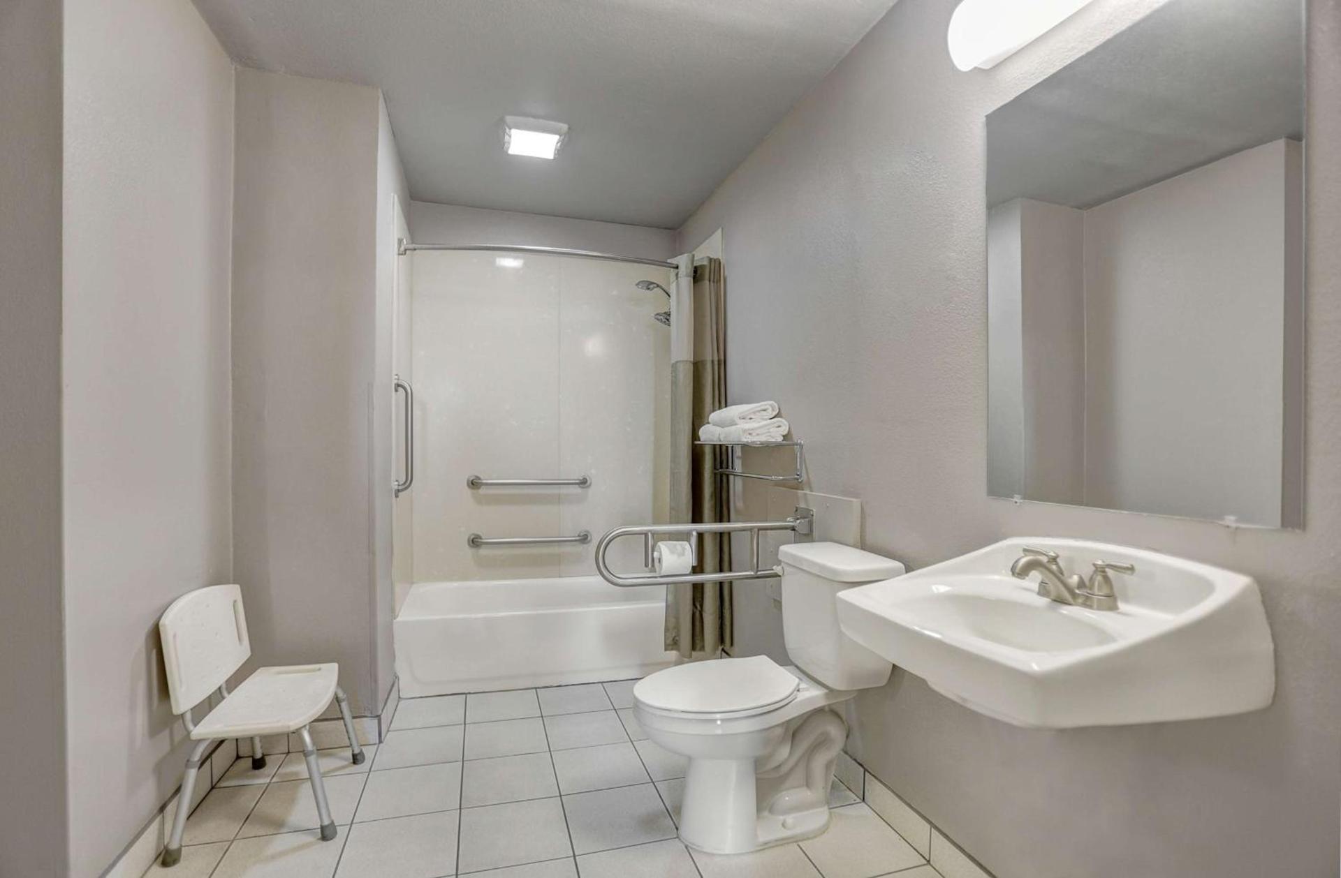 Motel 6-Lodi, CA photo 19
