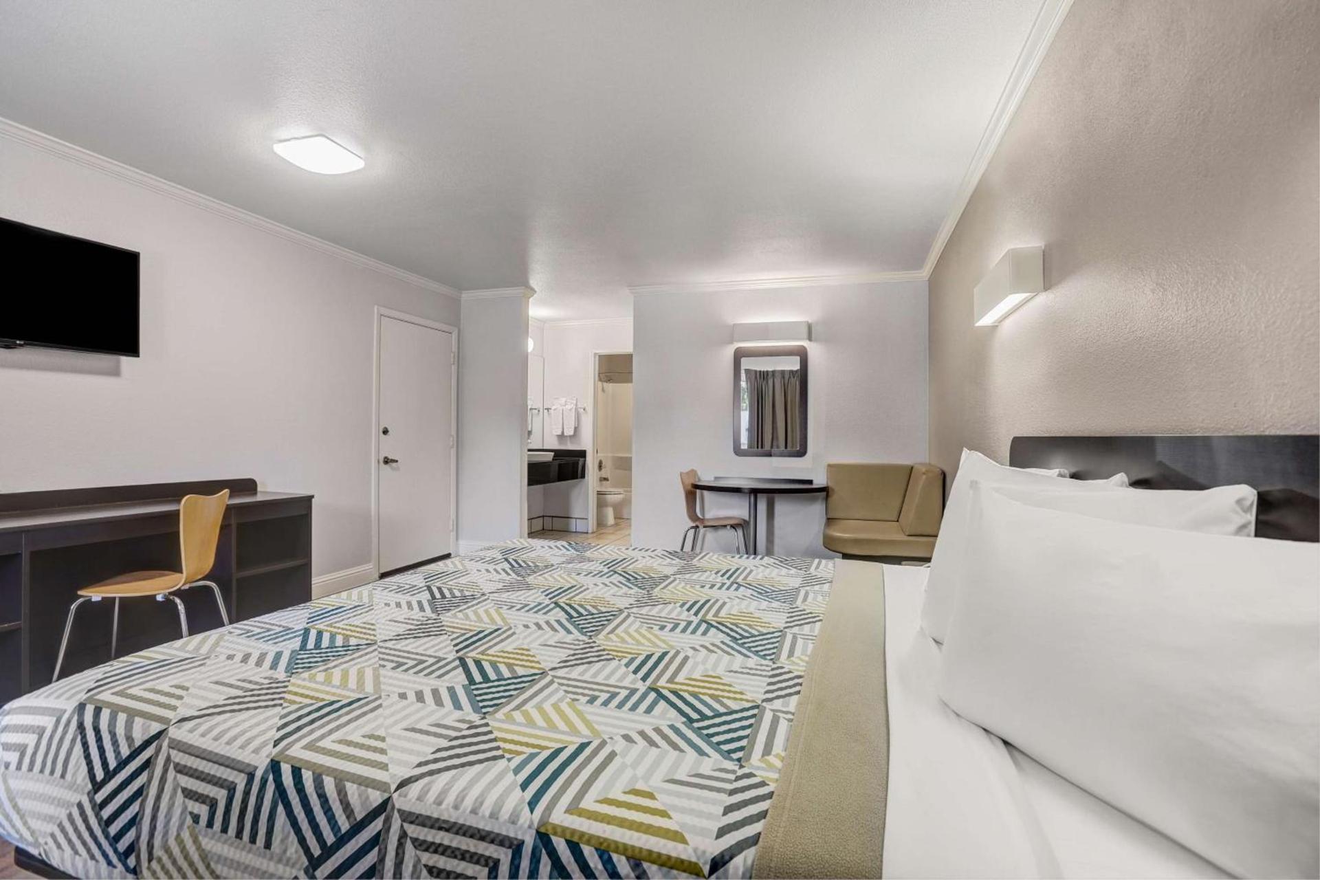 Motel 6-Lodi, CA photo 11