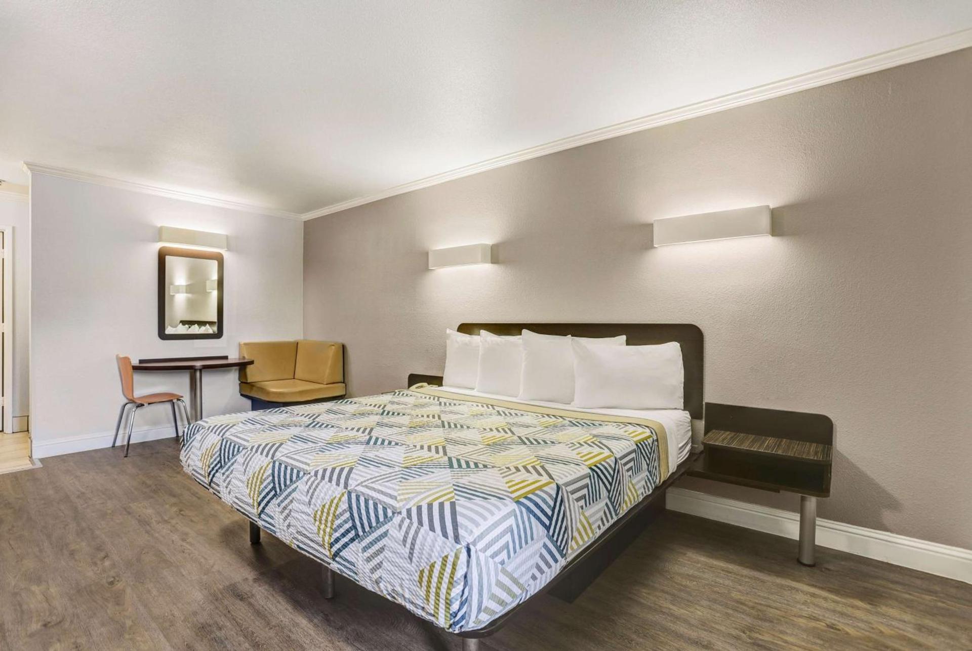 Motel 6-Lodi, CA photo 12