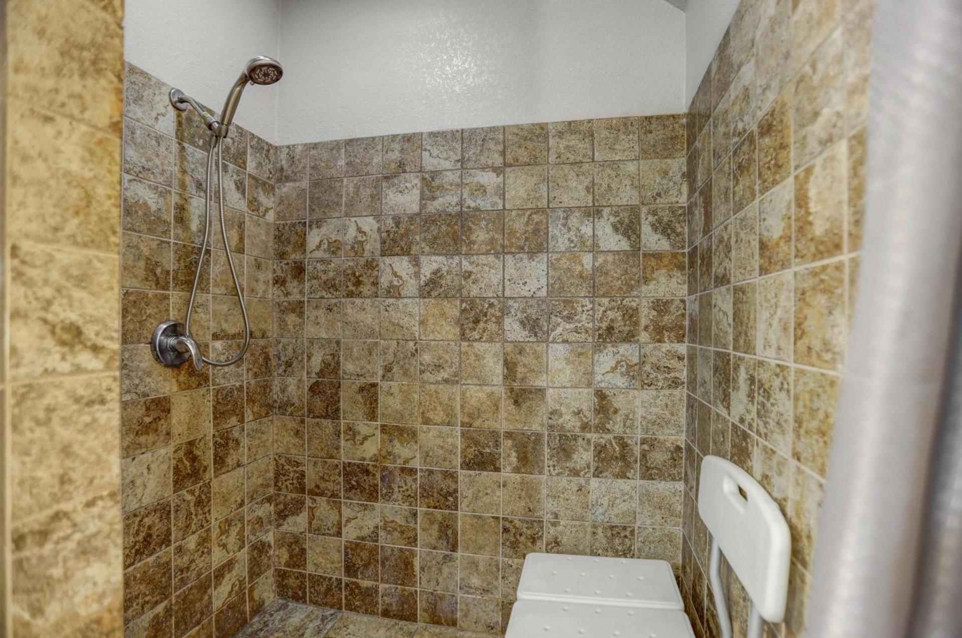 Motel 6-Fresno, CA - Belmont Ave photo 18