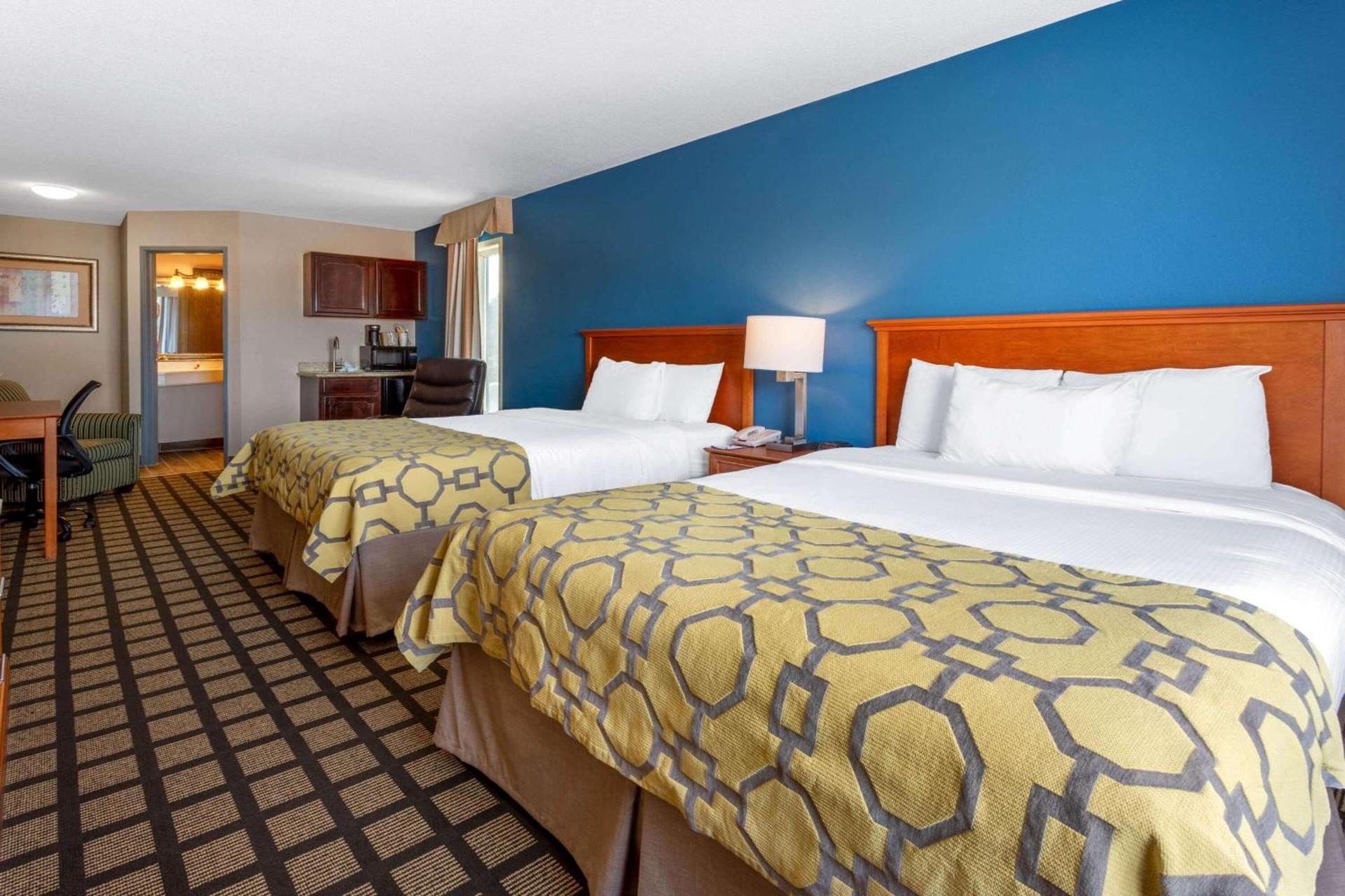Baymont by Wyndham Rochester Mayo Clinic Area photo 11