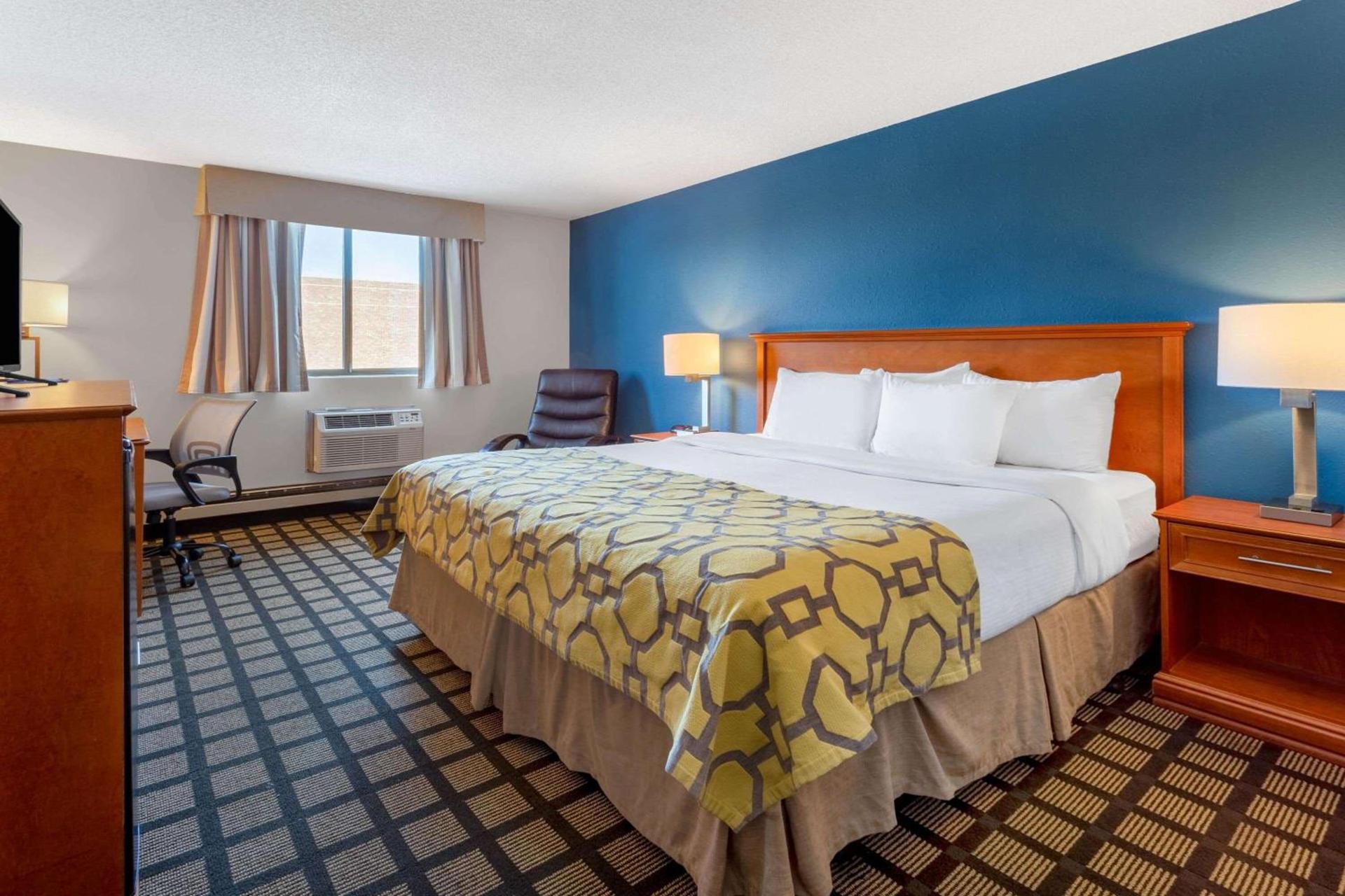 Baymont by Wyndham Rochester Mayo Clinic Area photo 13