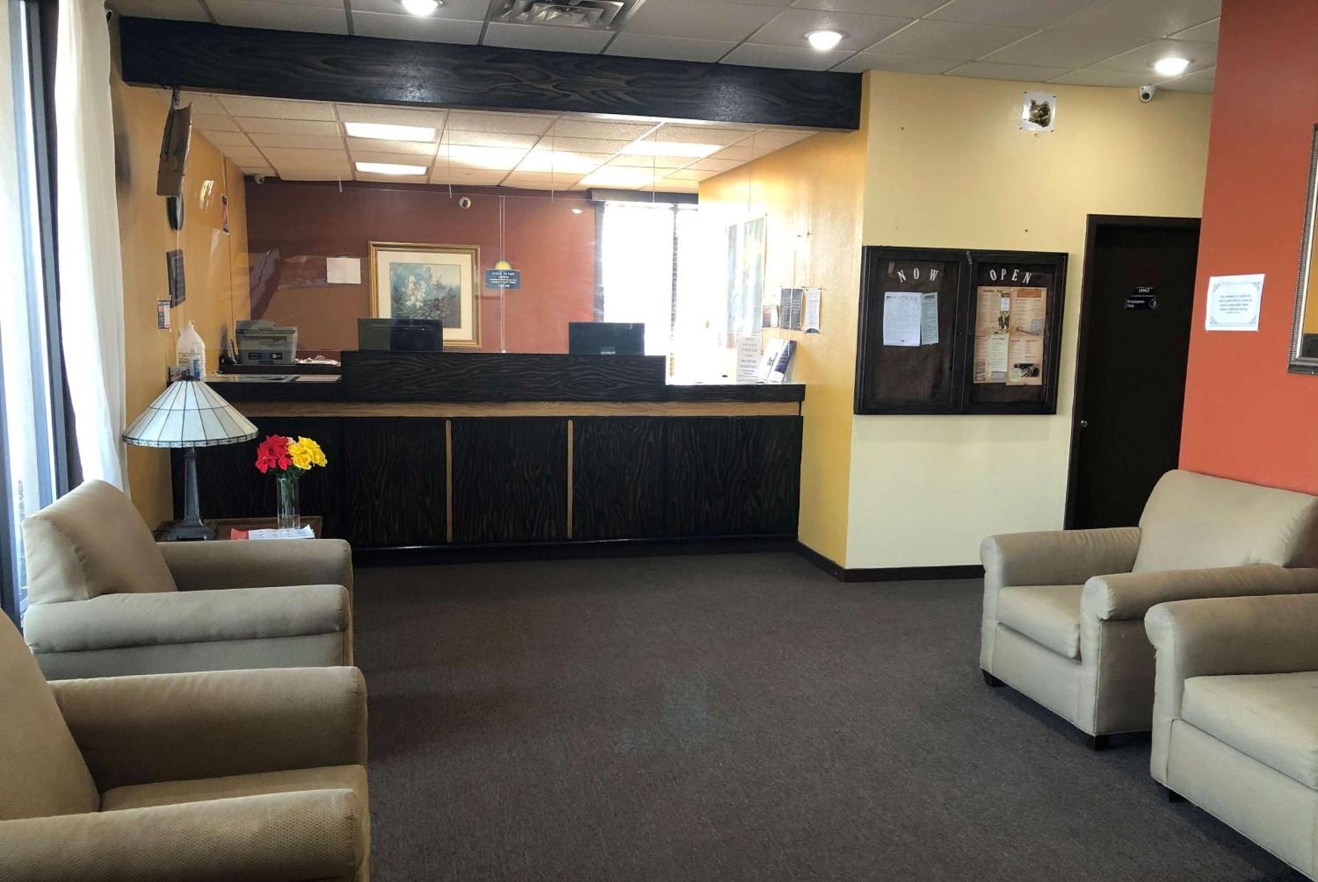 Days Inn by Wyndham Henrietta/Rochester Area photo 5