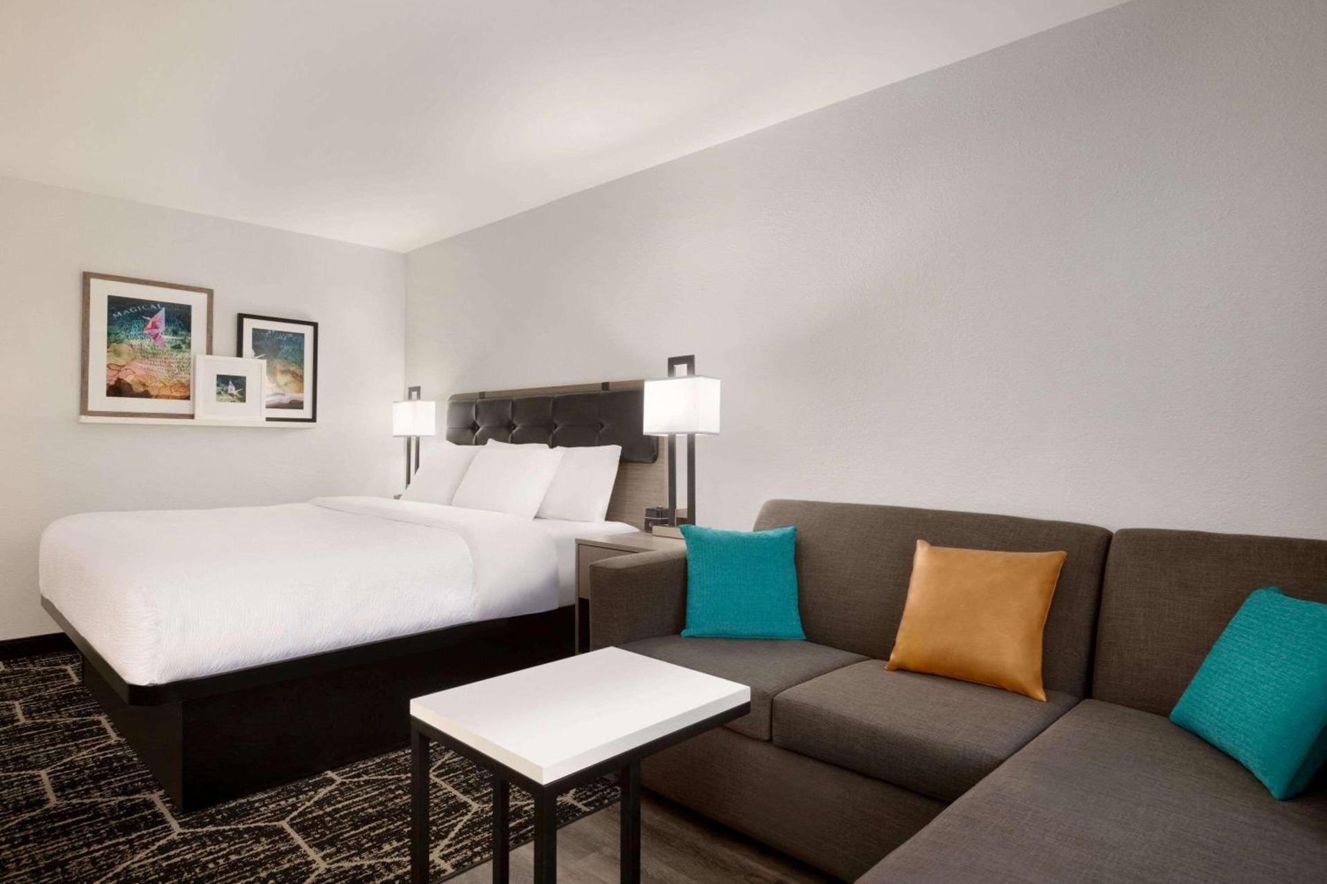 La Quinta inn & suites by Wyndham Dothan photo 89
