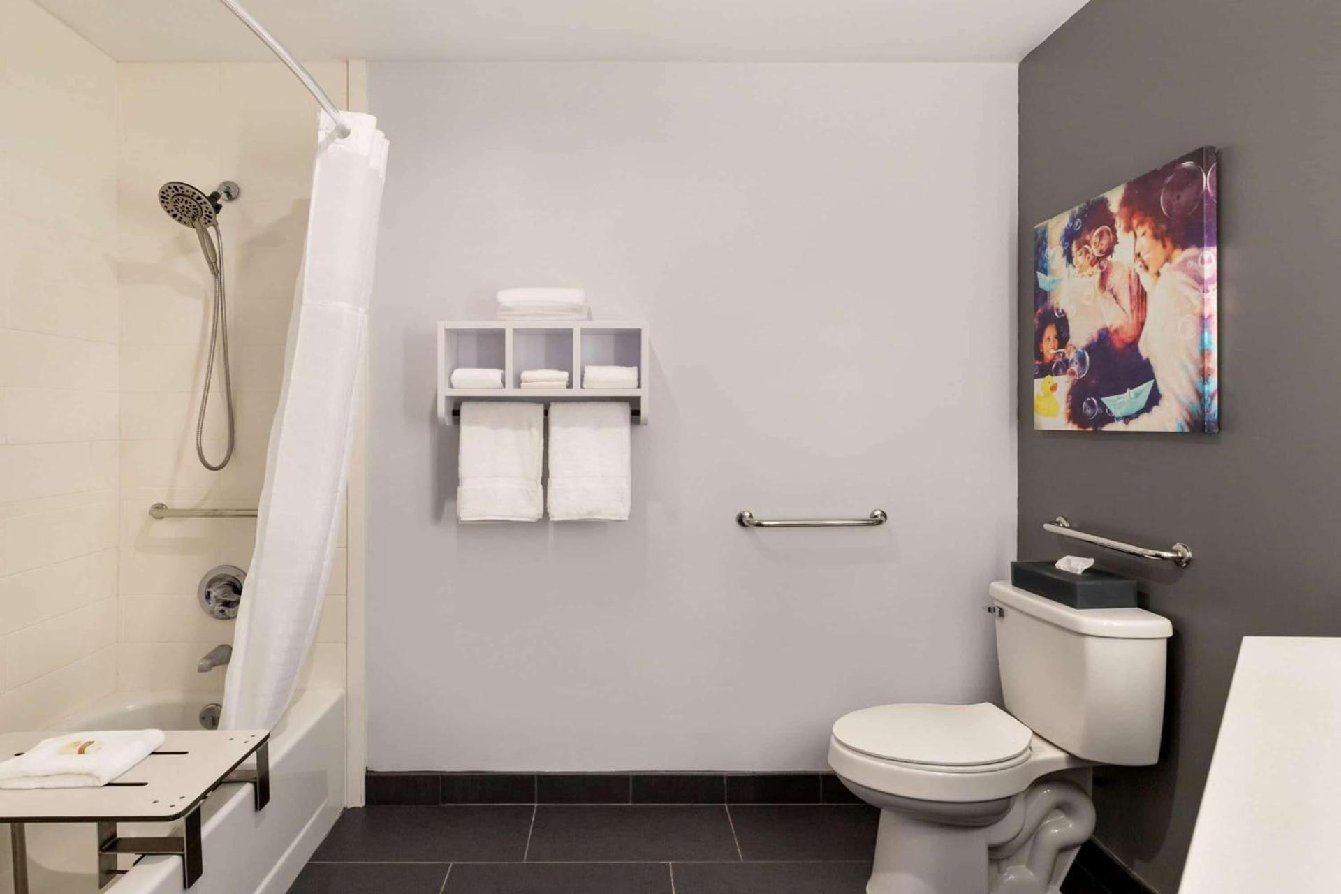 La Quinta inn & suites by Wyndham Dothan photo 85