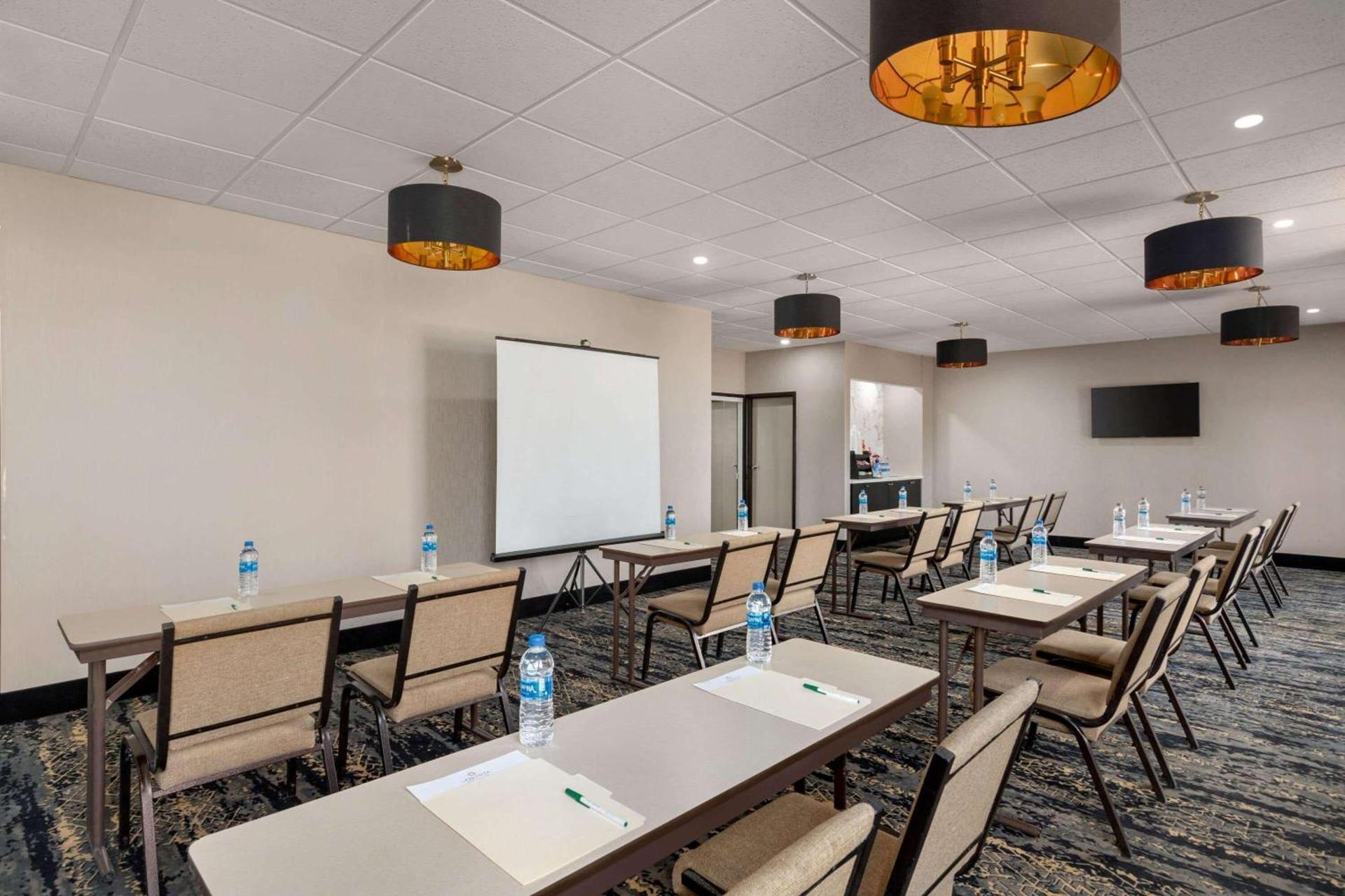 La Quinta inn & suites by Wyndham Dothan photo 73
