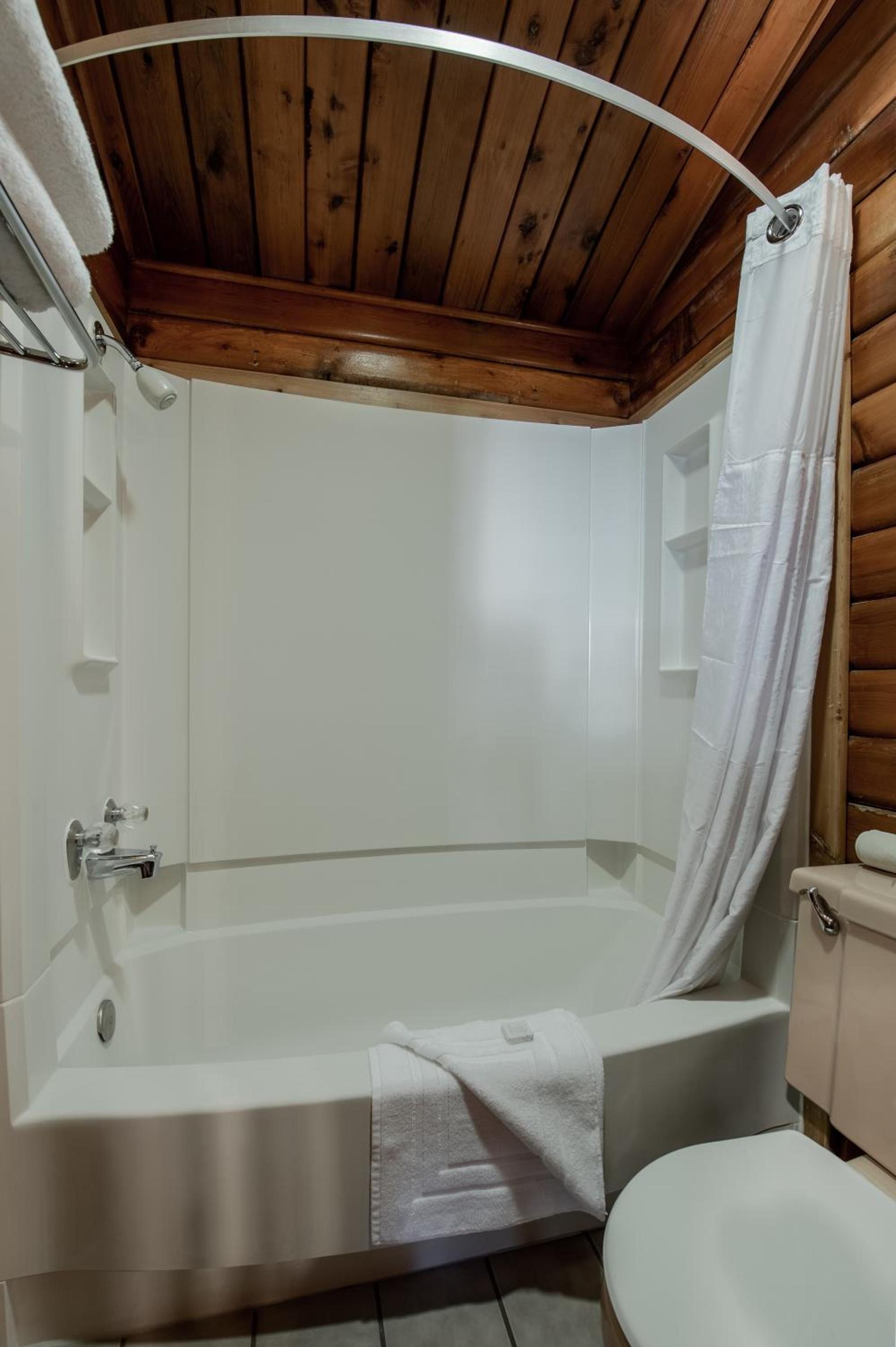 Antler Inn photo 25
