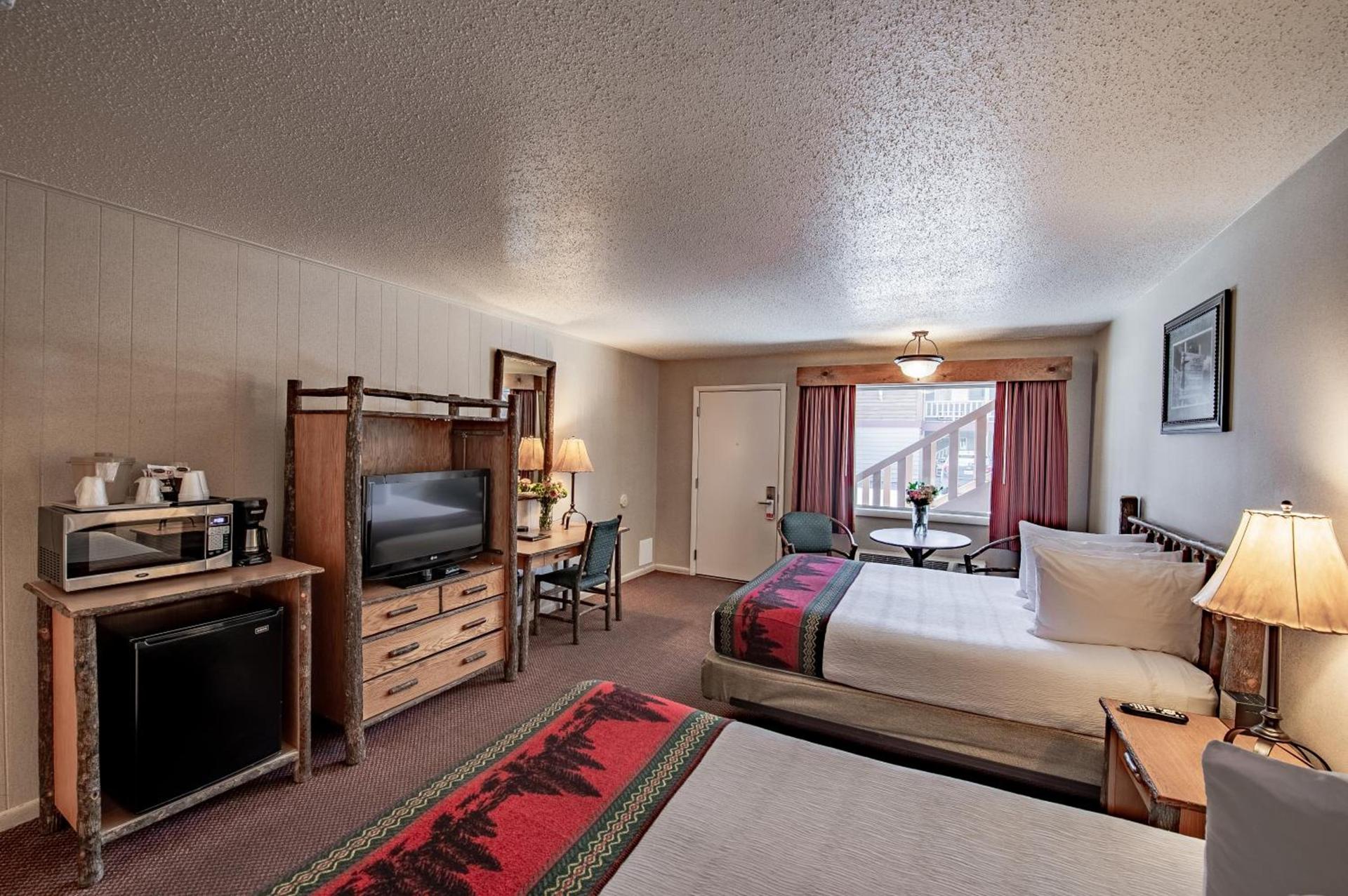 Antler Inn photo 30
